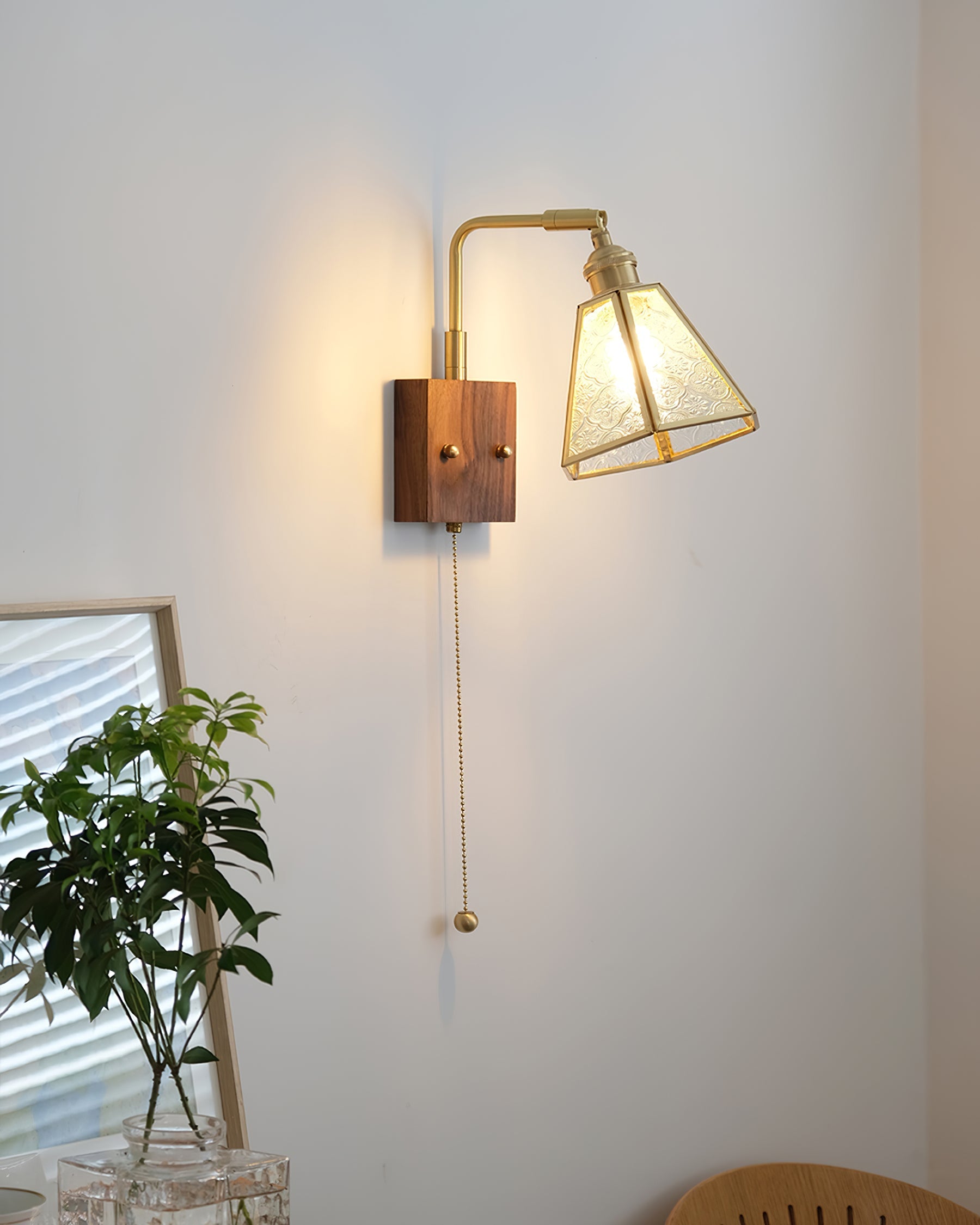 Simone Wall Lamp - Loonglight