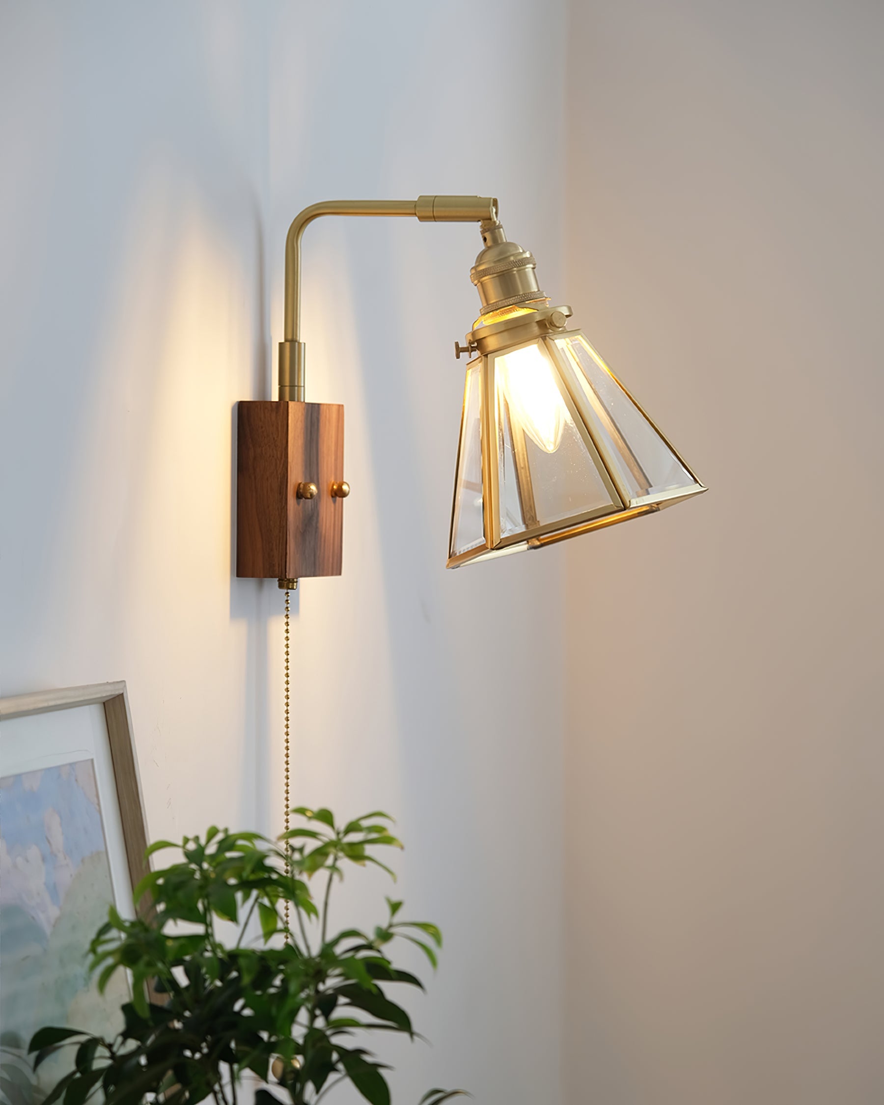 Simone Wall Lamp - Loonglight
