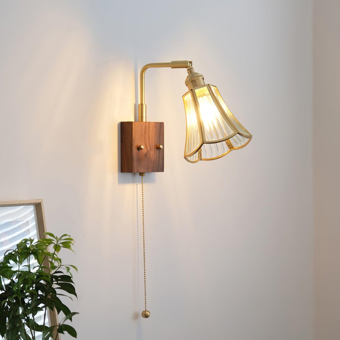 Simone Wall Lamp - Loonglight