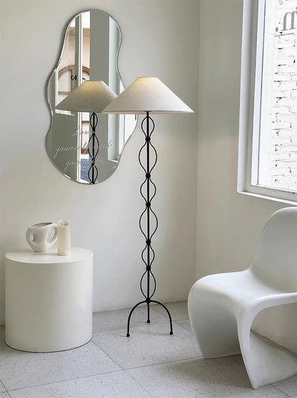 Sinuous Elegance Floor Lamp - Loonglight