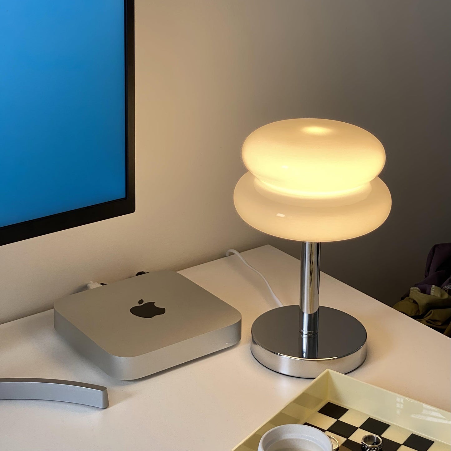 Sonika Glass Table Lamp - Loonglight
