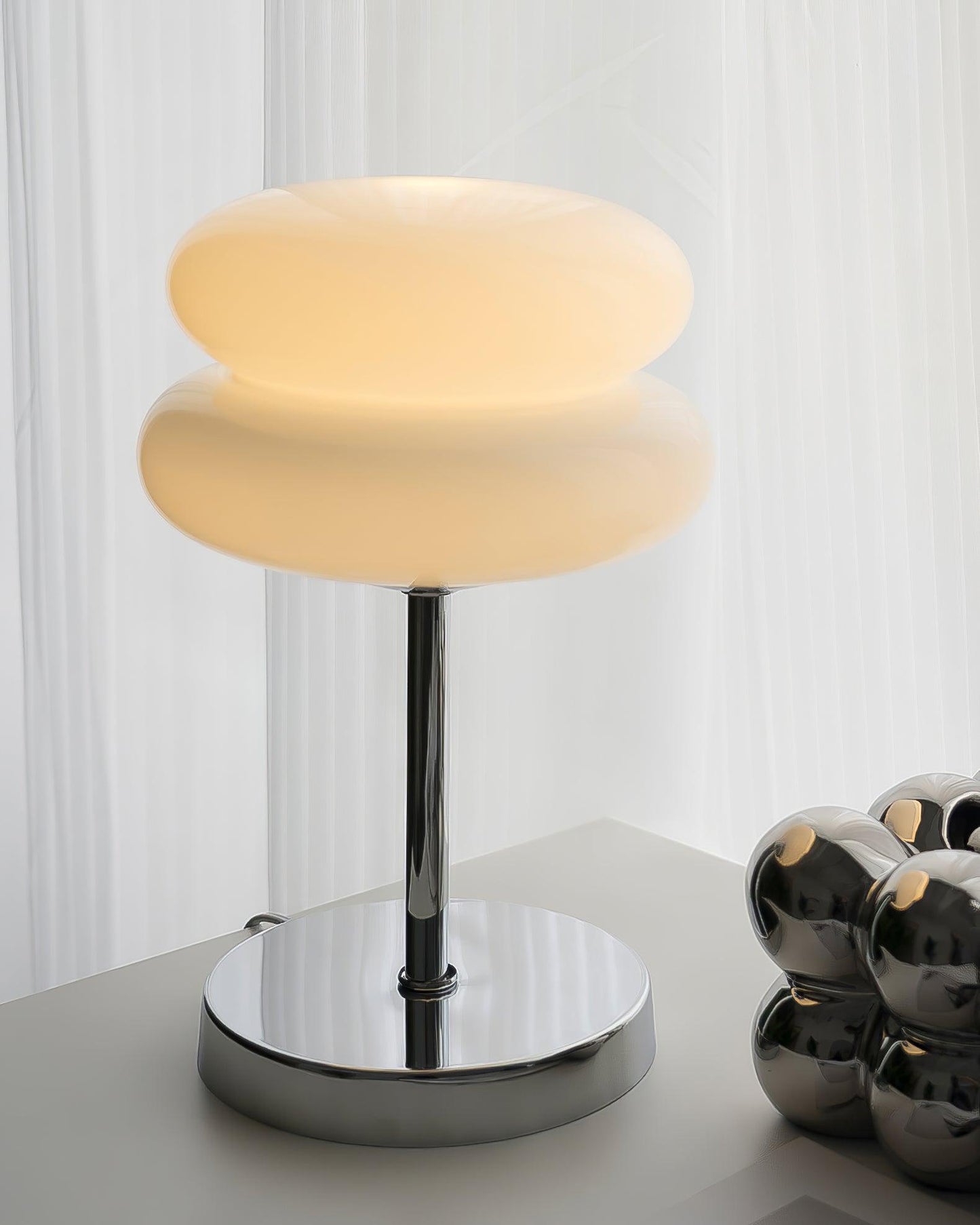 Sonika Glass Table Lamp - Loonglight