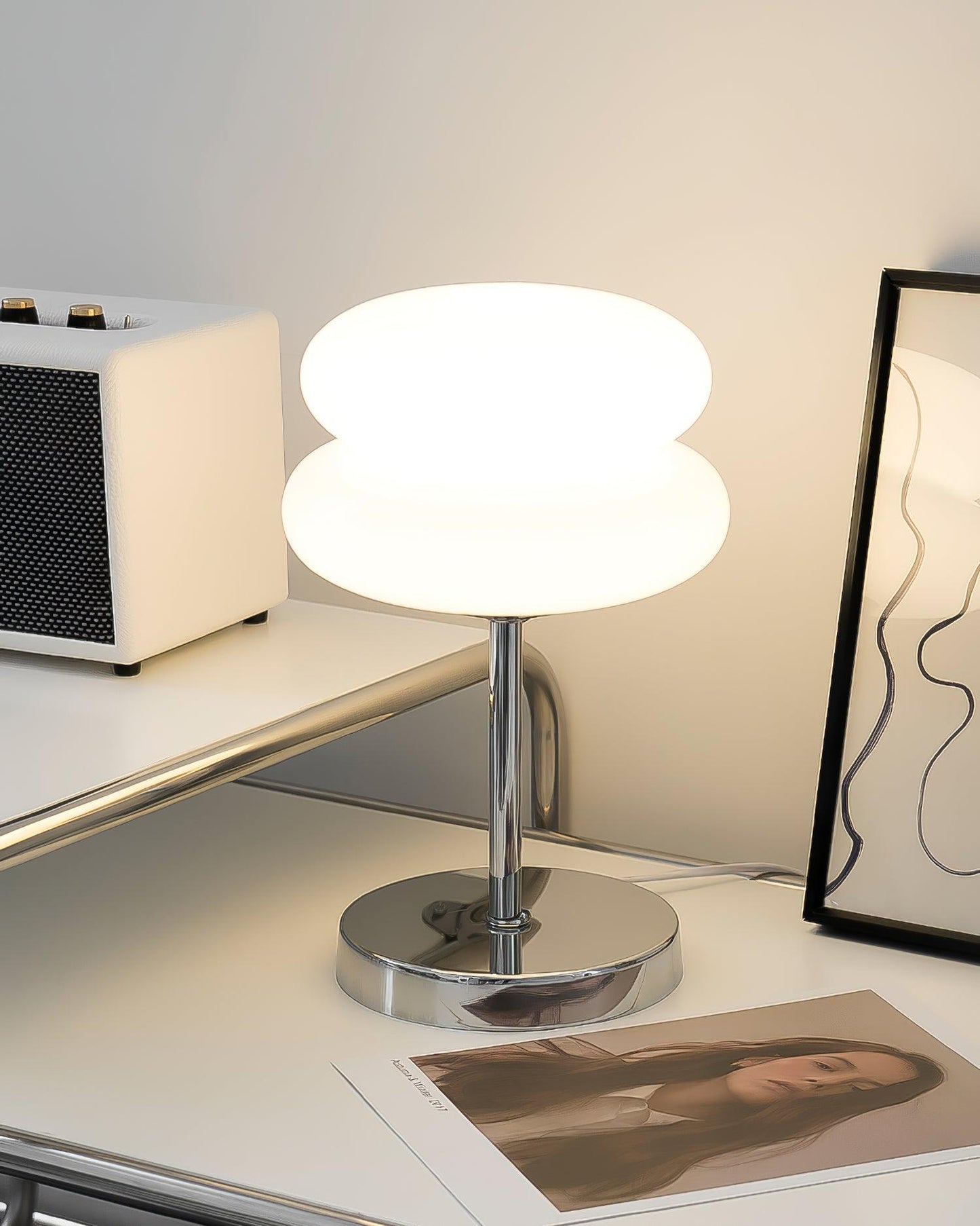 Sonika Glass Table Lamp - Loonglight