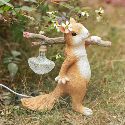 Squirrel Table Lamp - Loonglight