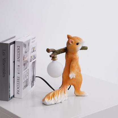 Squirrel Table Lamp - Loonglight
