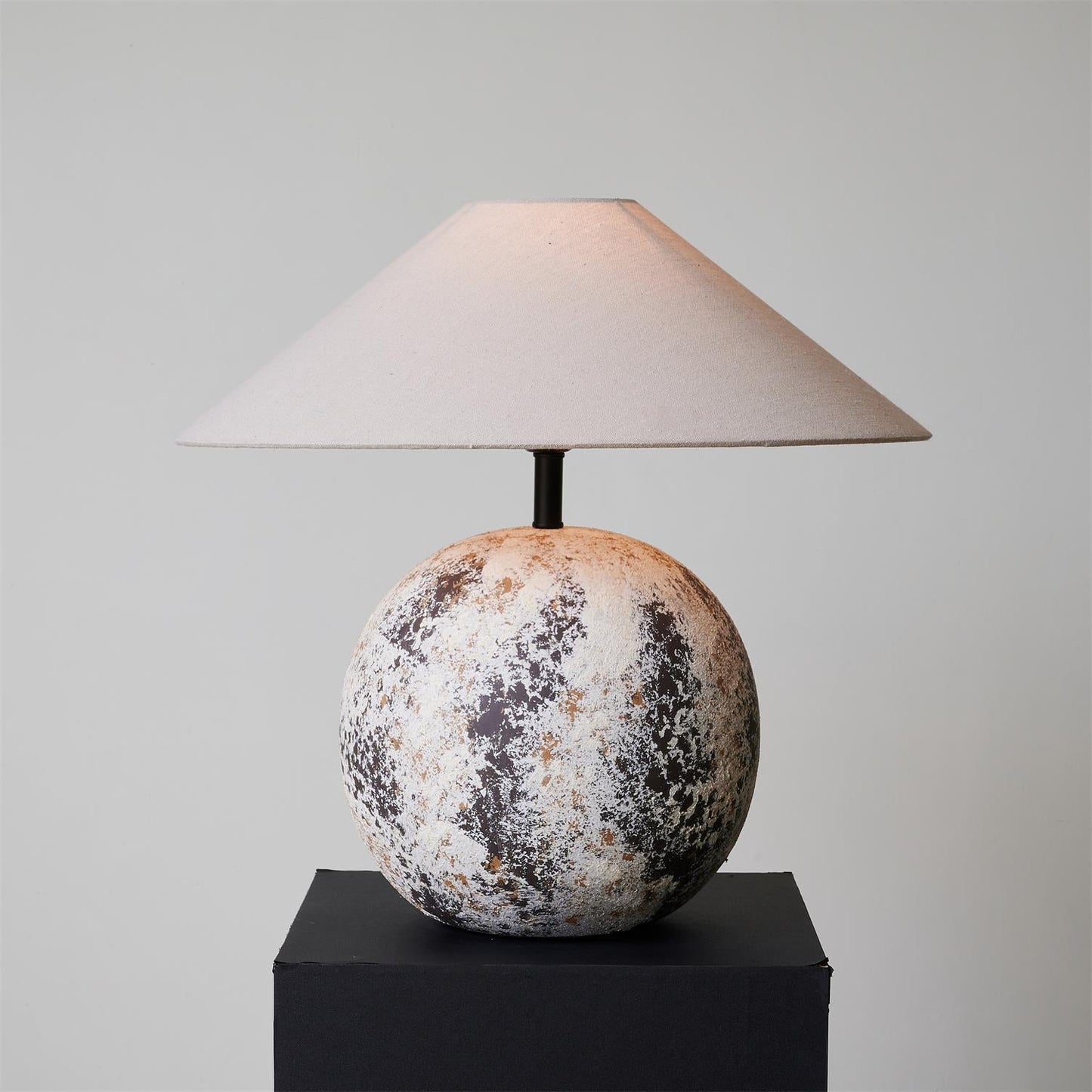 Surya Table Lamp - Loonglight