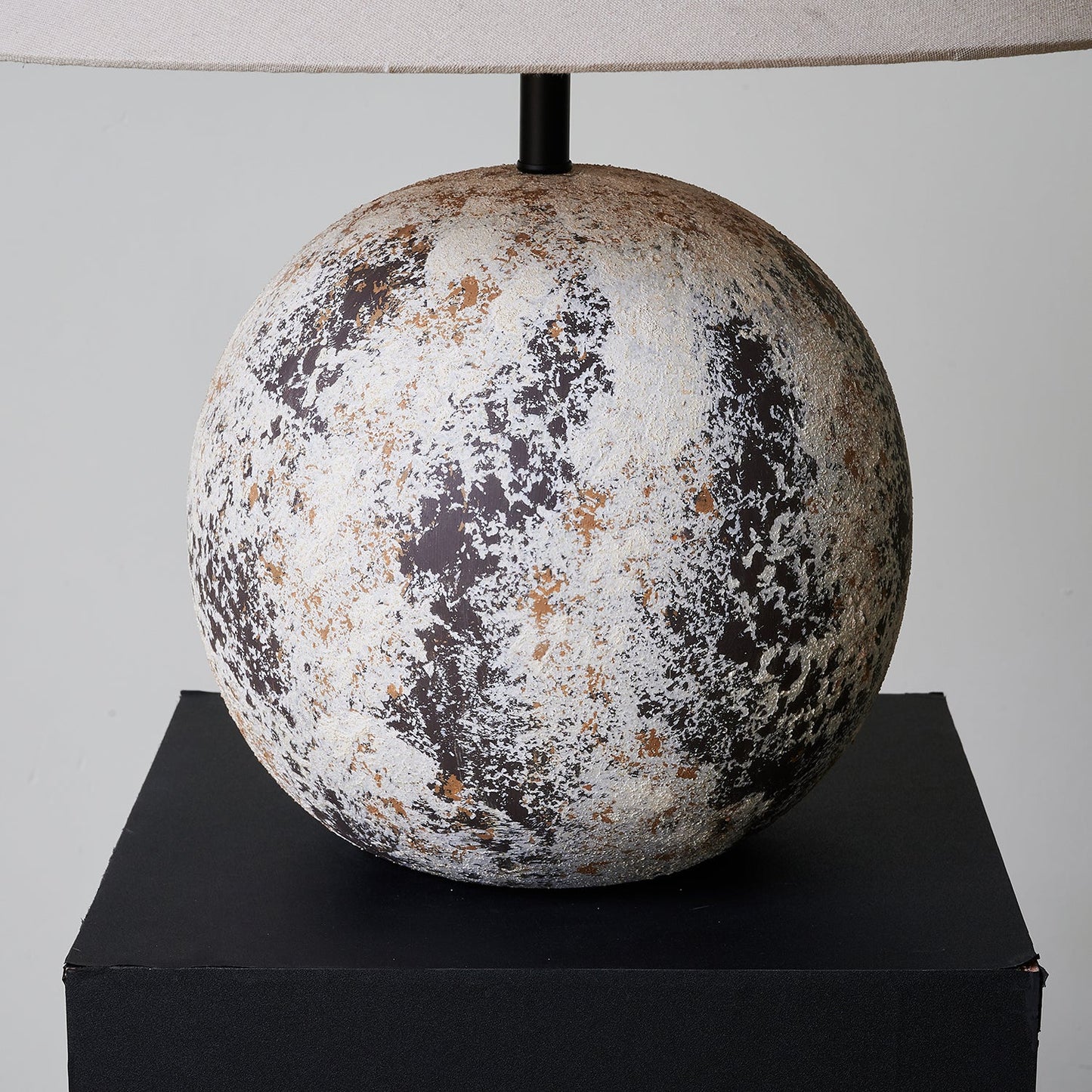 Surya Table Lamp - Loonglight