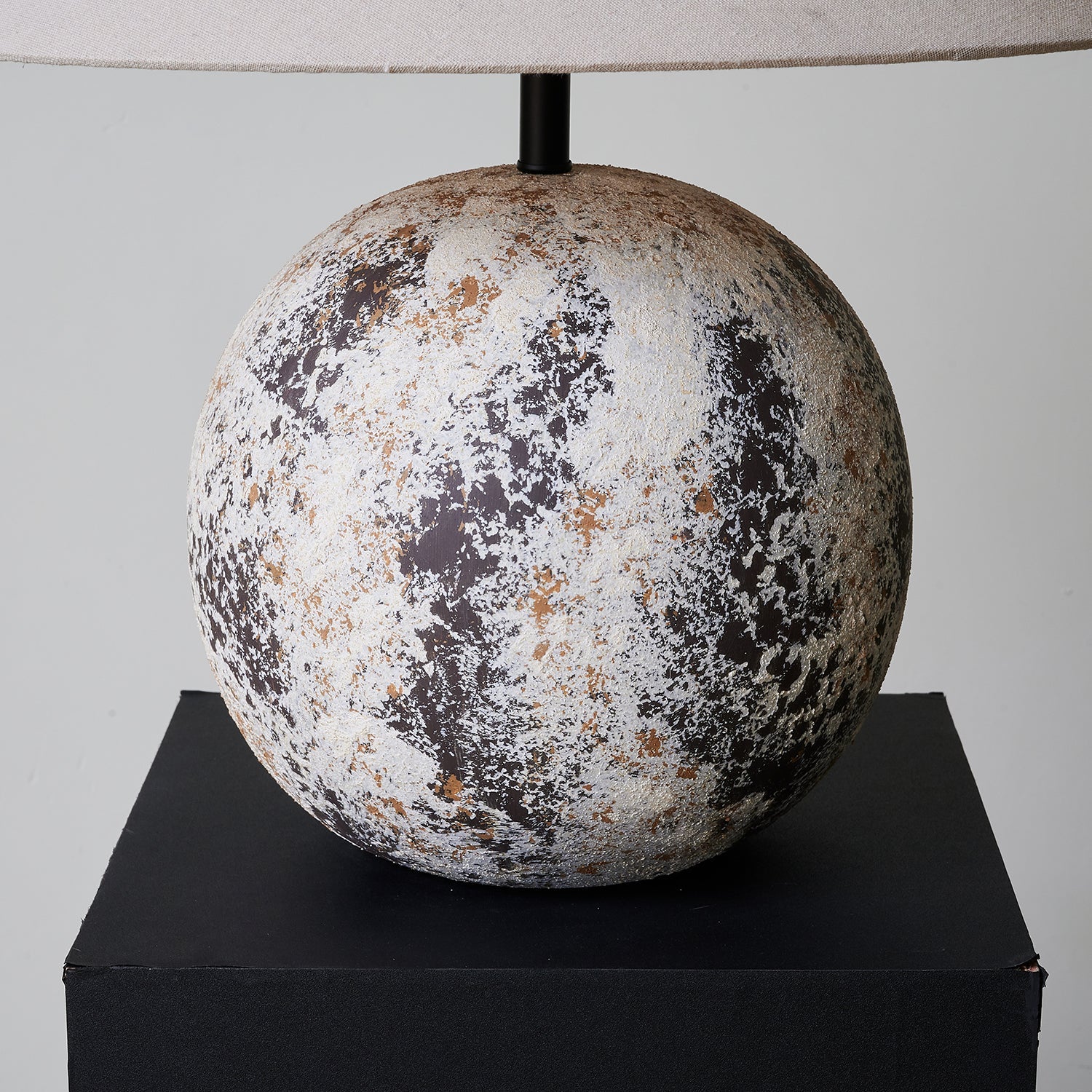 Surya Table Lamp - Loonglight