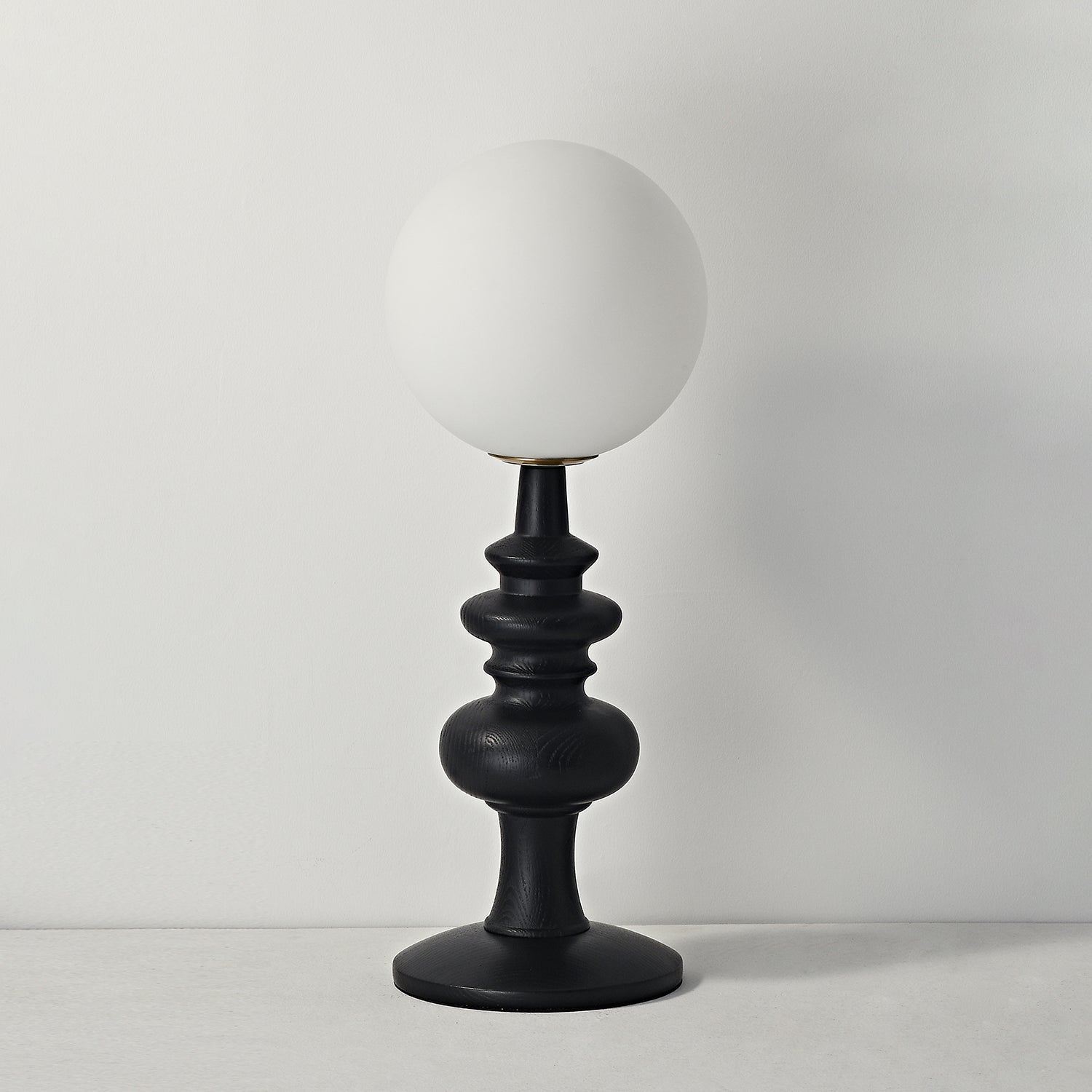 Sveta Wood Table Lamp - Loonglight
