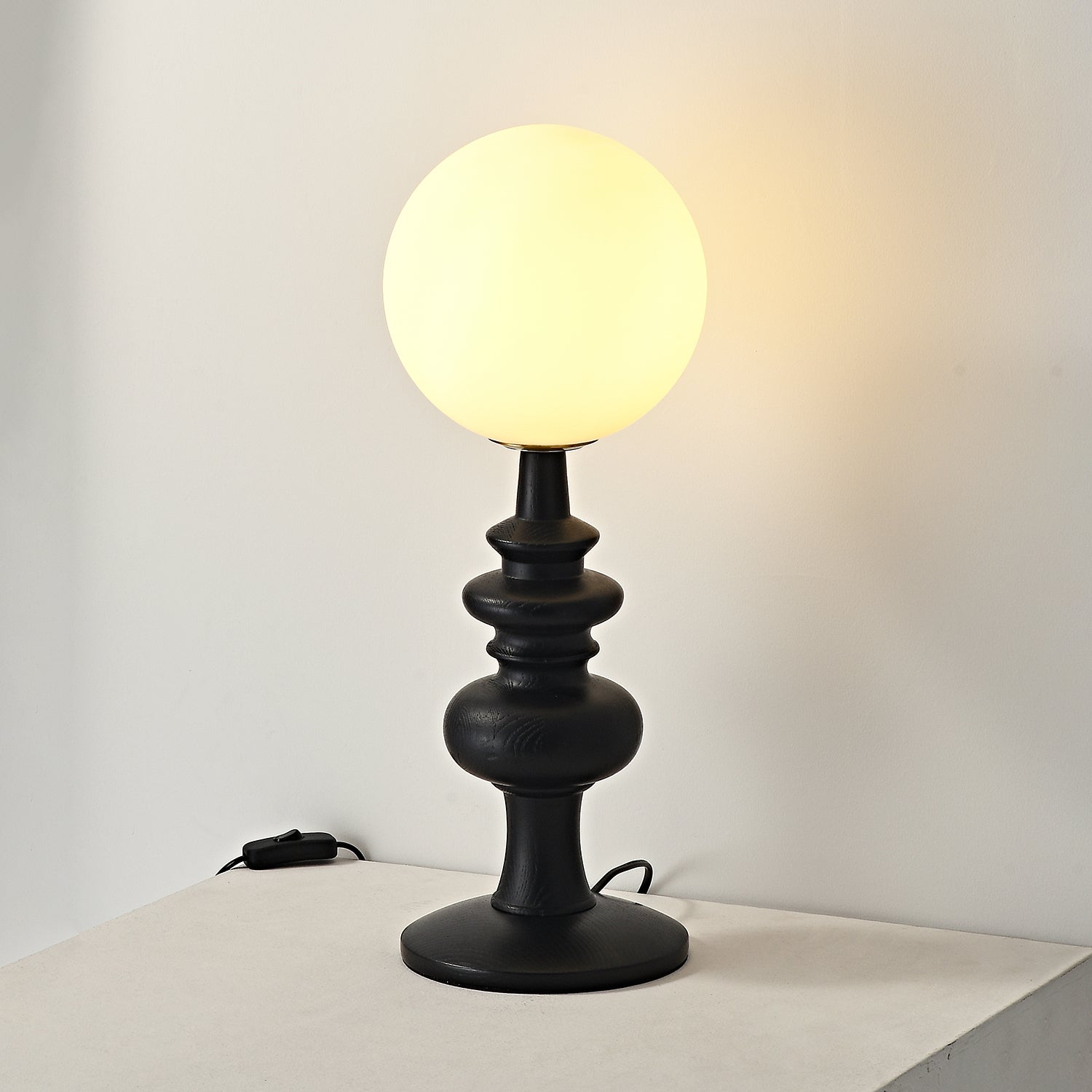 Sveta Wood Table Lamp - Loonglight