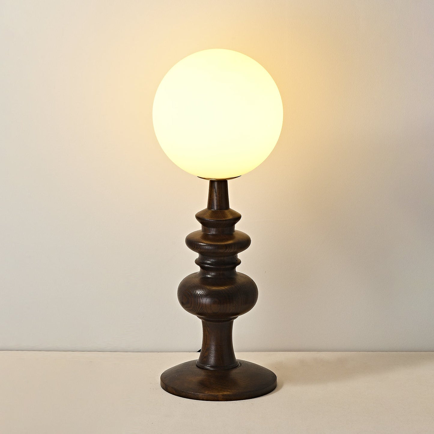 Sveta Wood Table Lamp - Loonglight