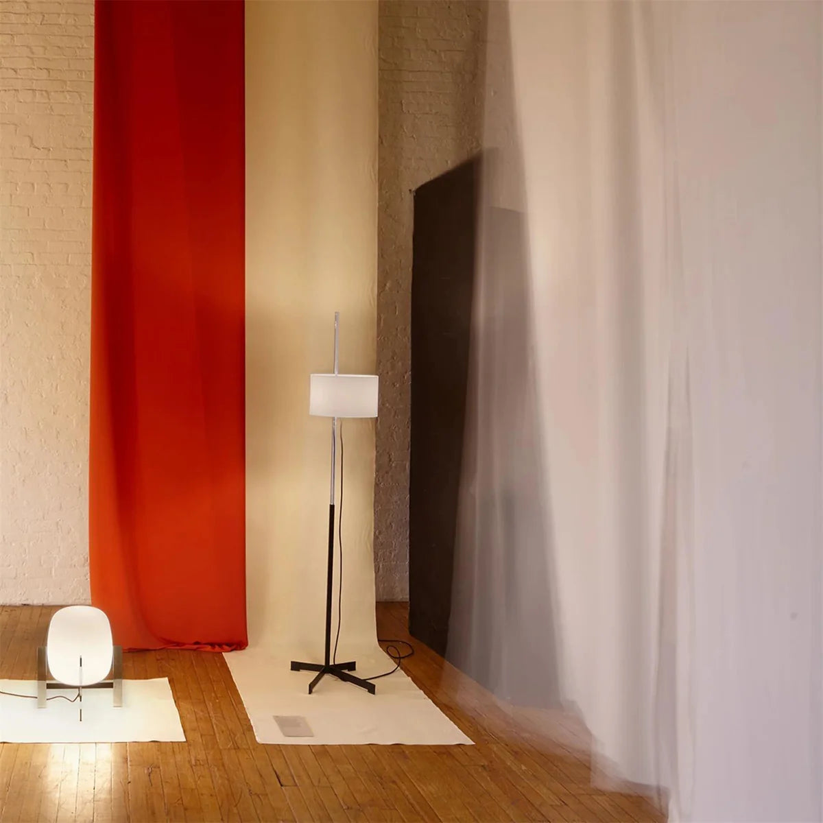 TMC Floor Lamp - Loonglight