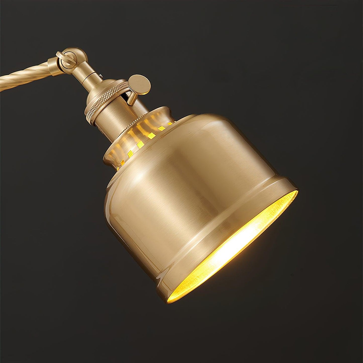 Tacoma Table Lamp - Loonglight