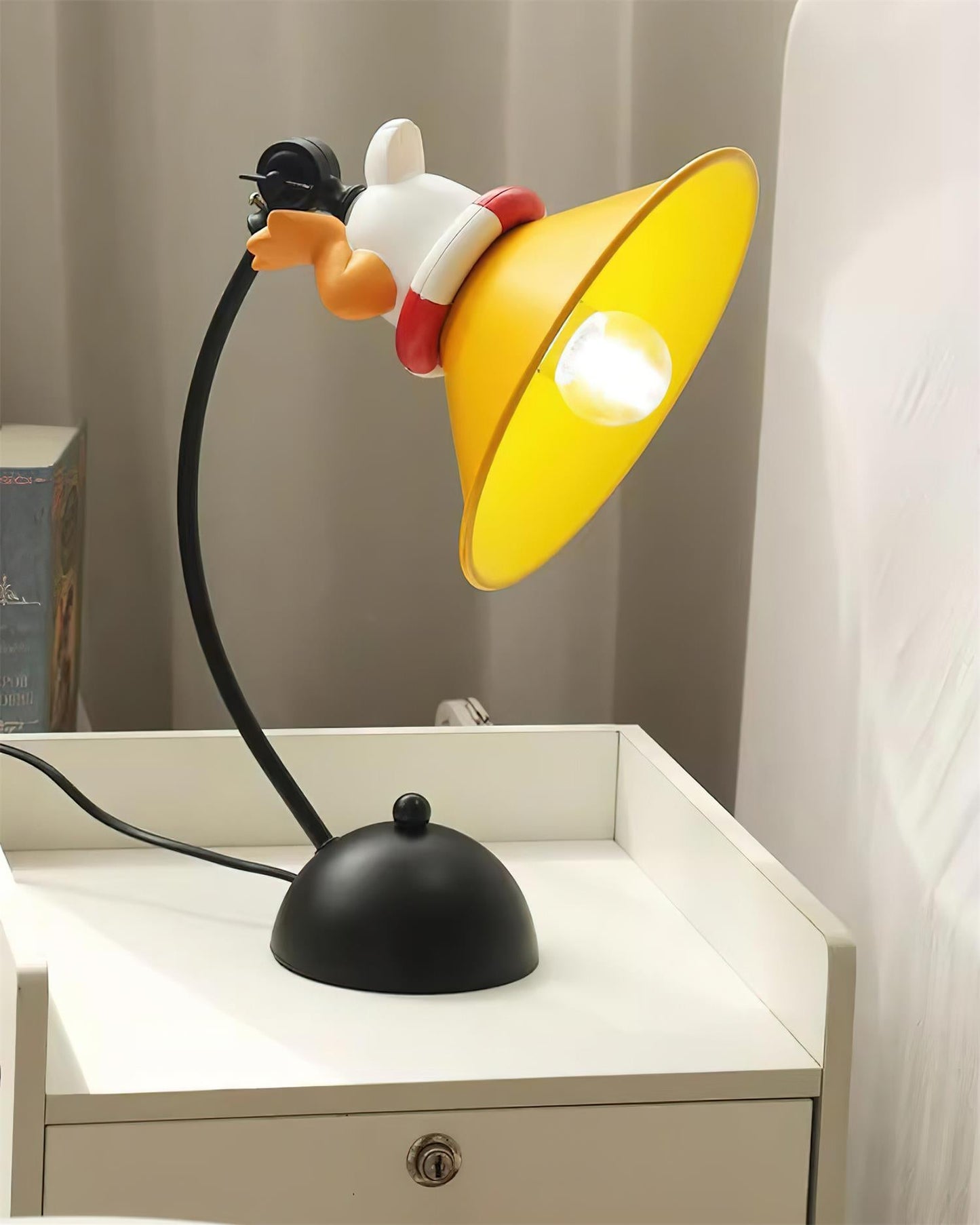 Taily Table Lamp - Loonglight