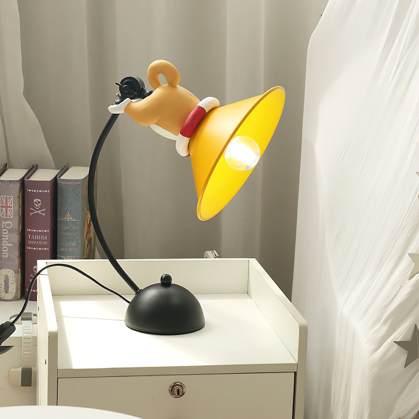 Taily Table Lamp - Loonglight