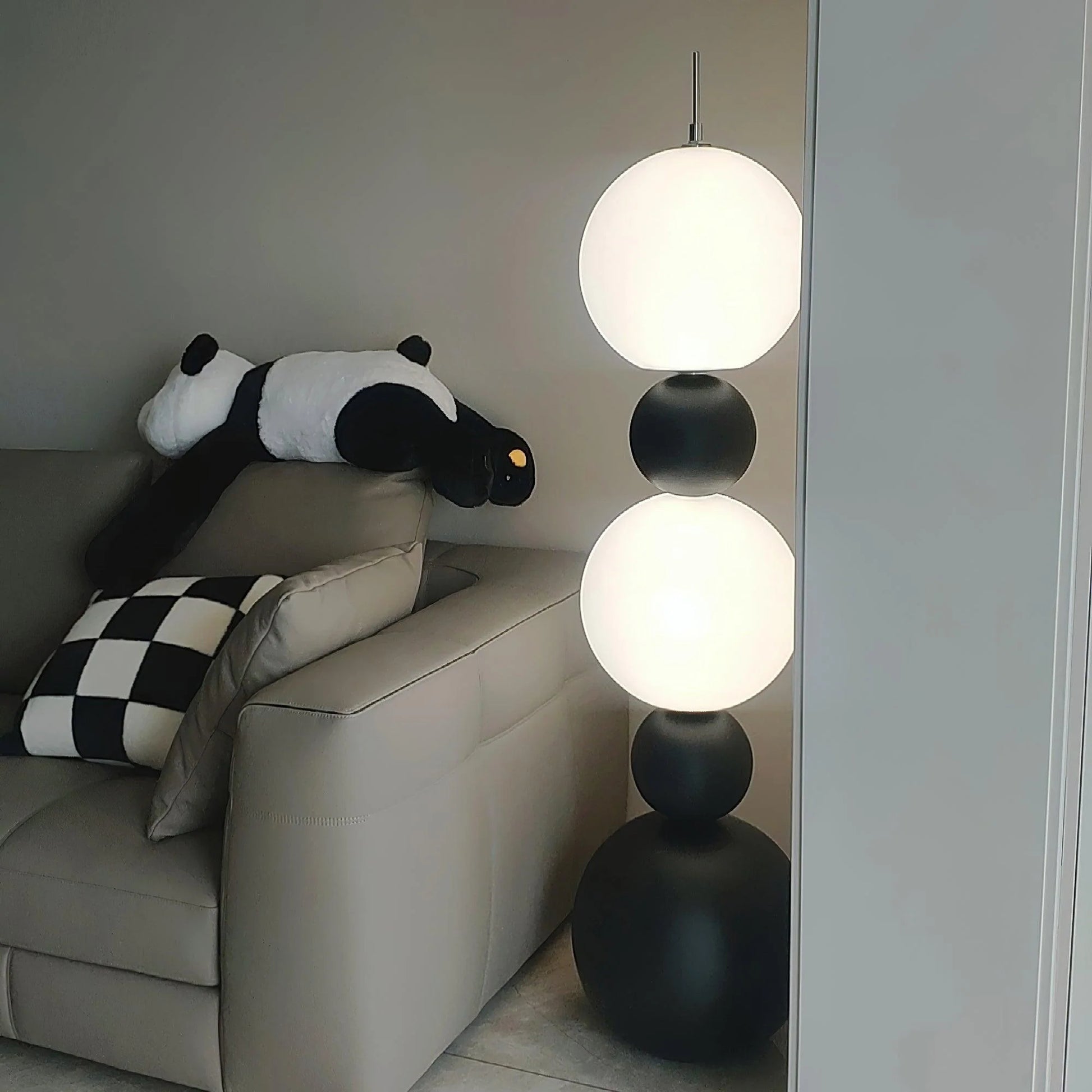 Tama Lampa Floor Lamp - Loonglight