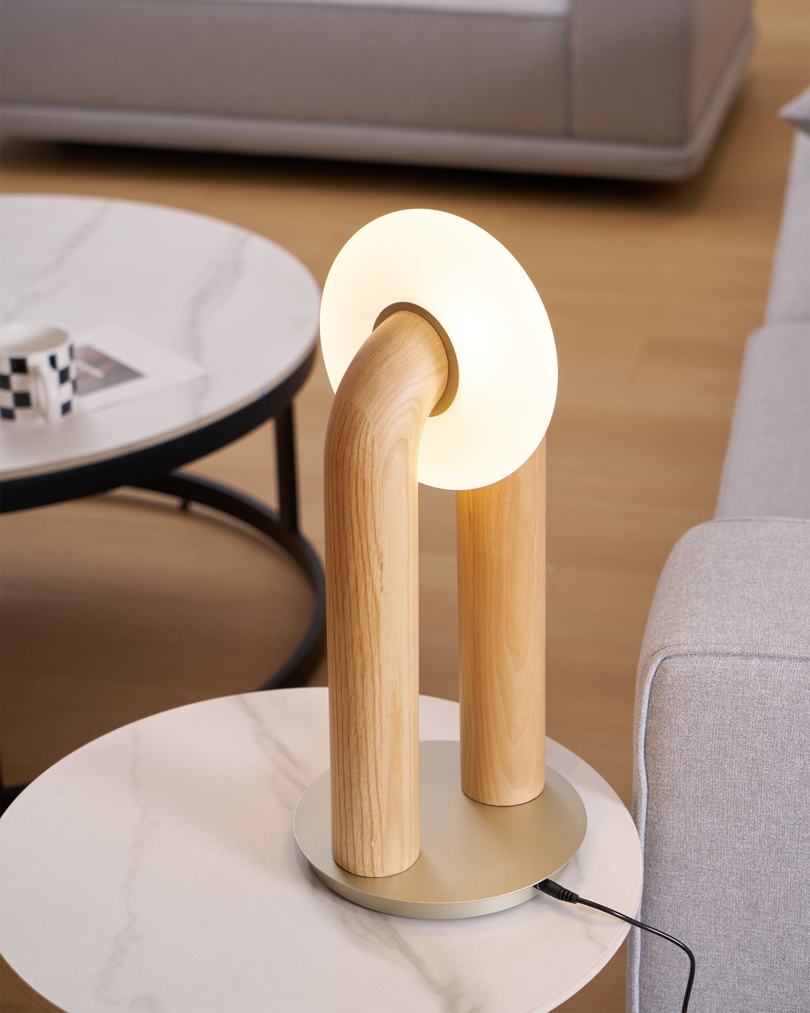 Teelo Table Lamp - Loonglight