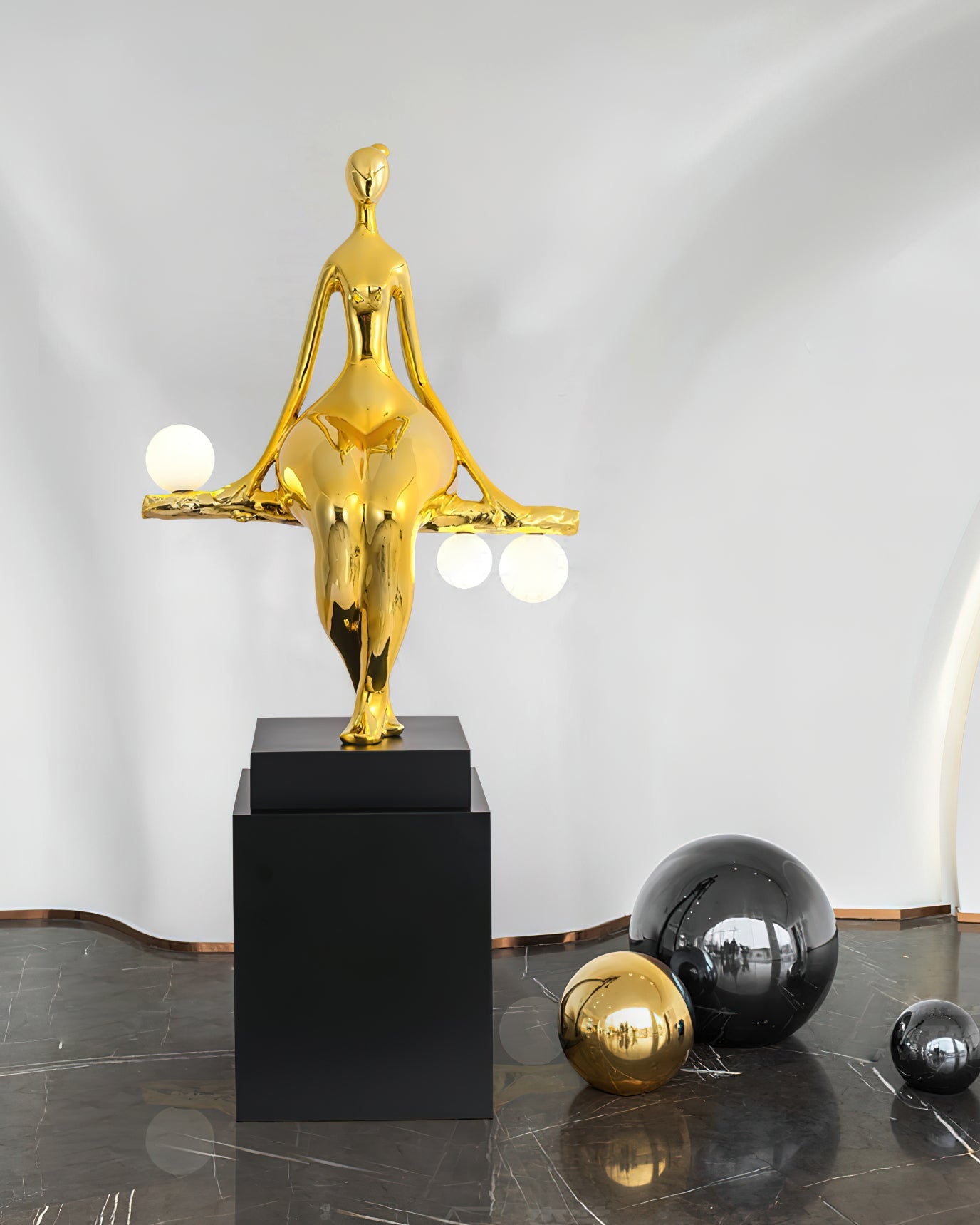 Tennie Sculpture Floor Lamp - Loonglight