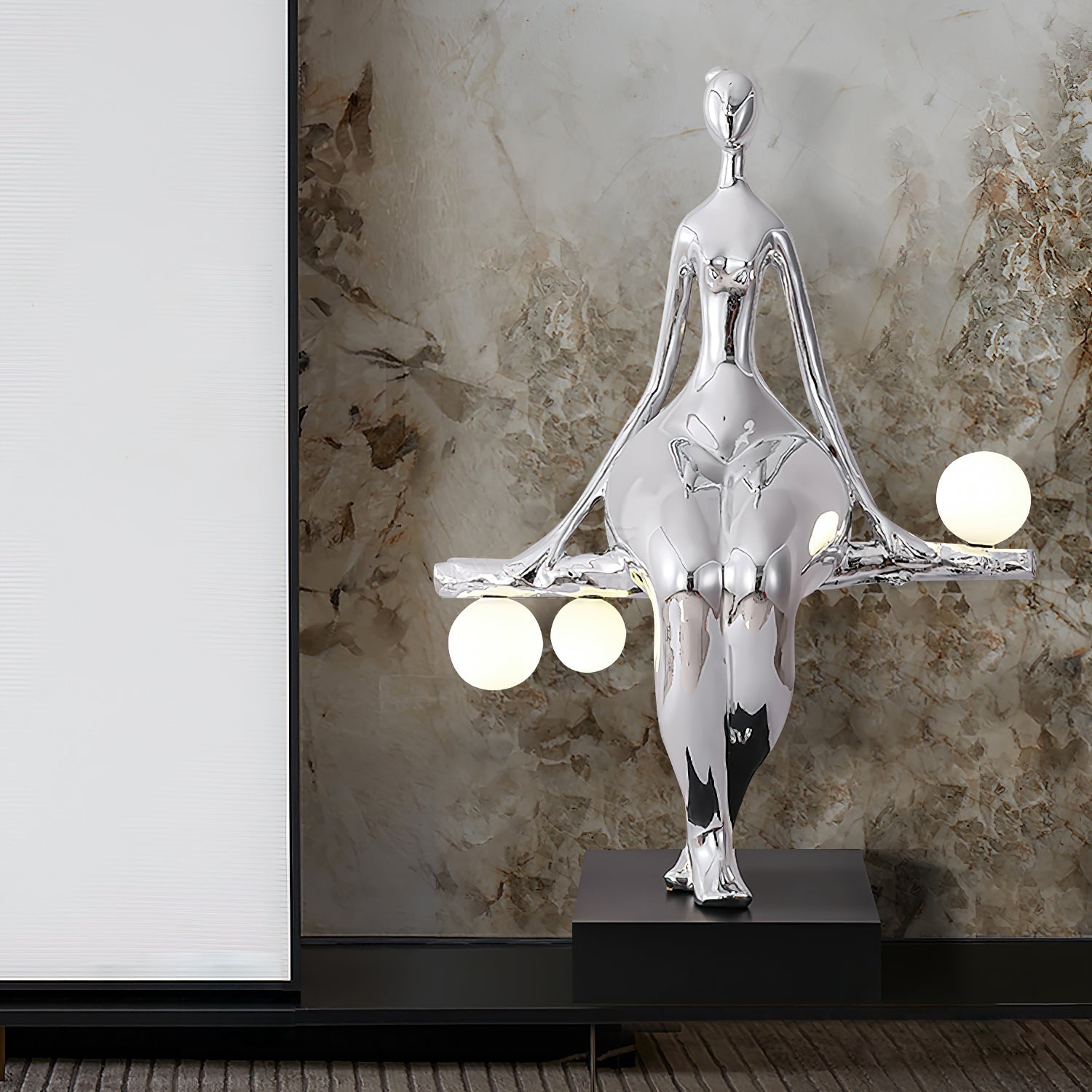 Tennie Sculpture Floor Lamp - Loonglight