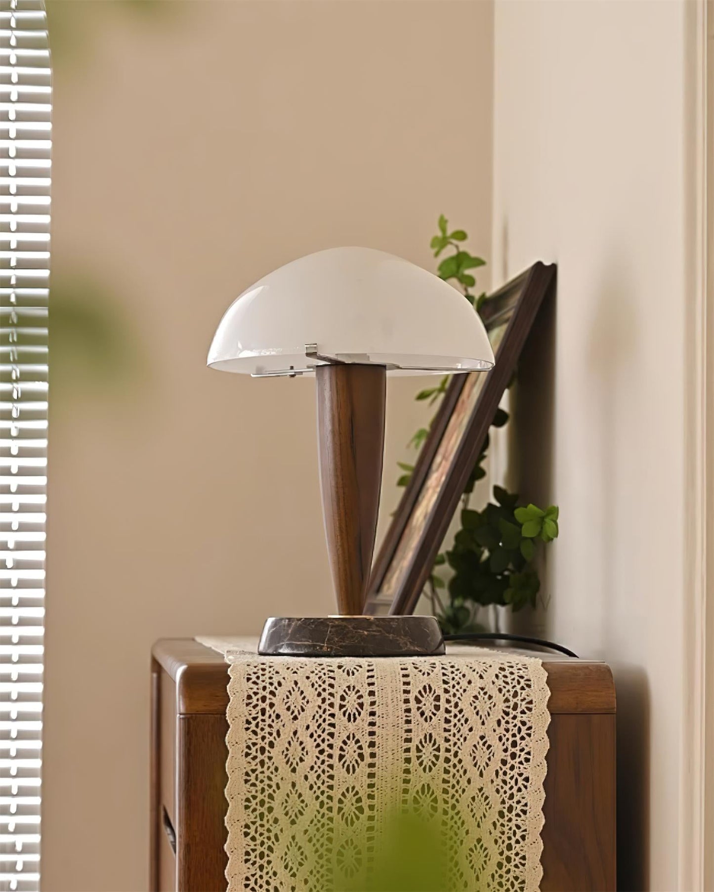 Tibby Table Lamp - Loonglight