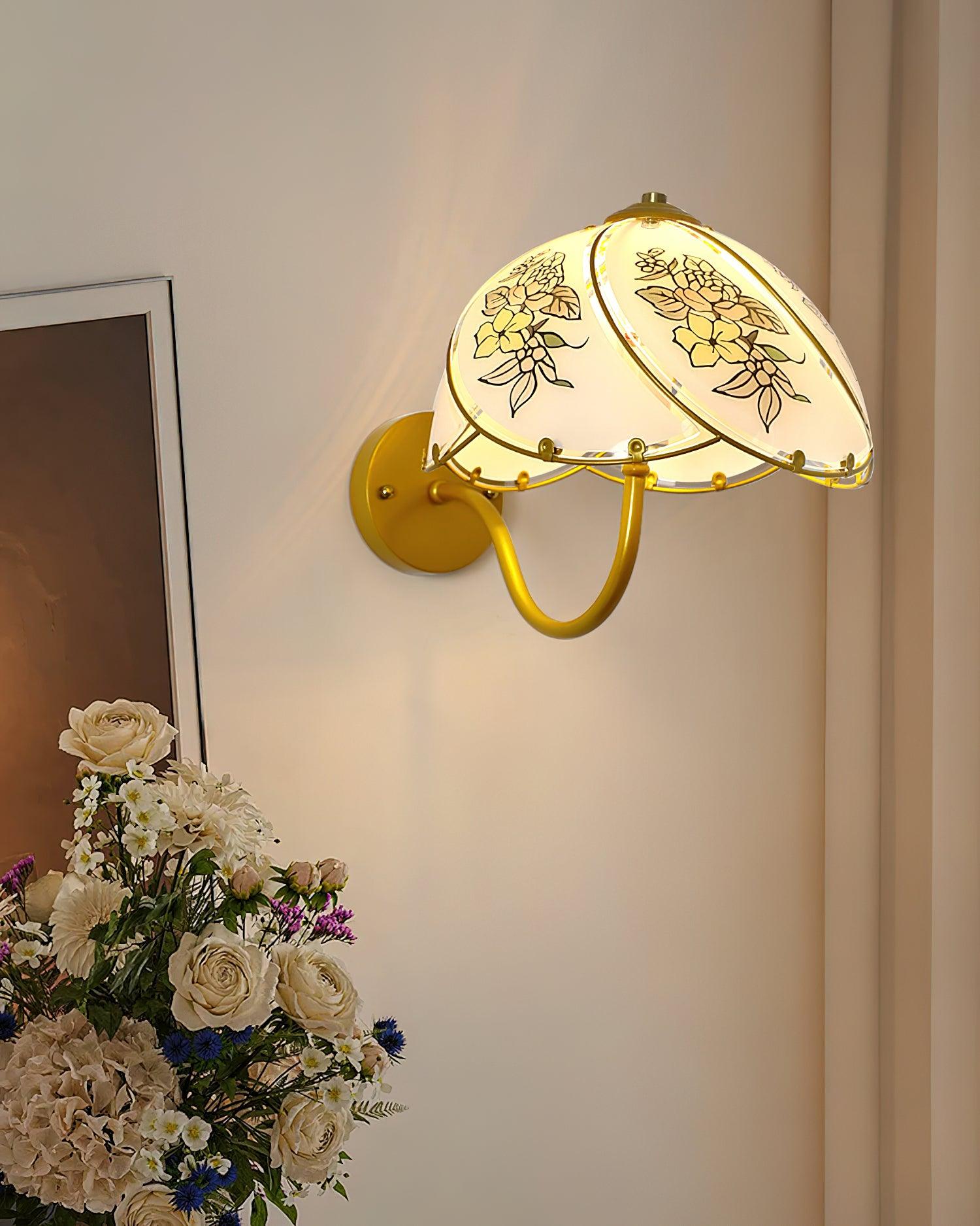 Tiffany Lily Wall Lamp - Loonglight