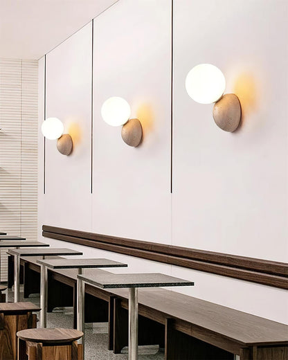 Tion Wall Lamp