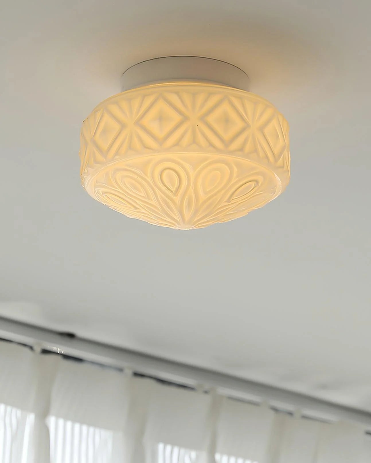Tolla Glass Ceiling Light - Loonglight