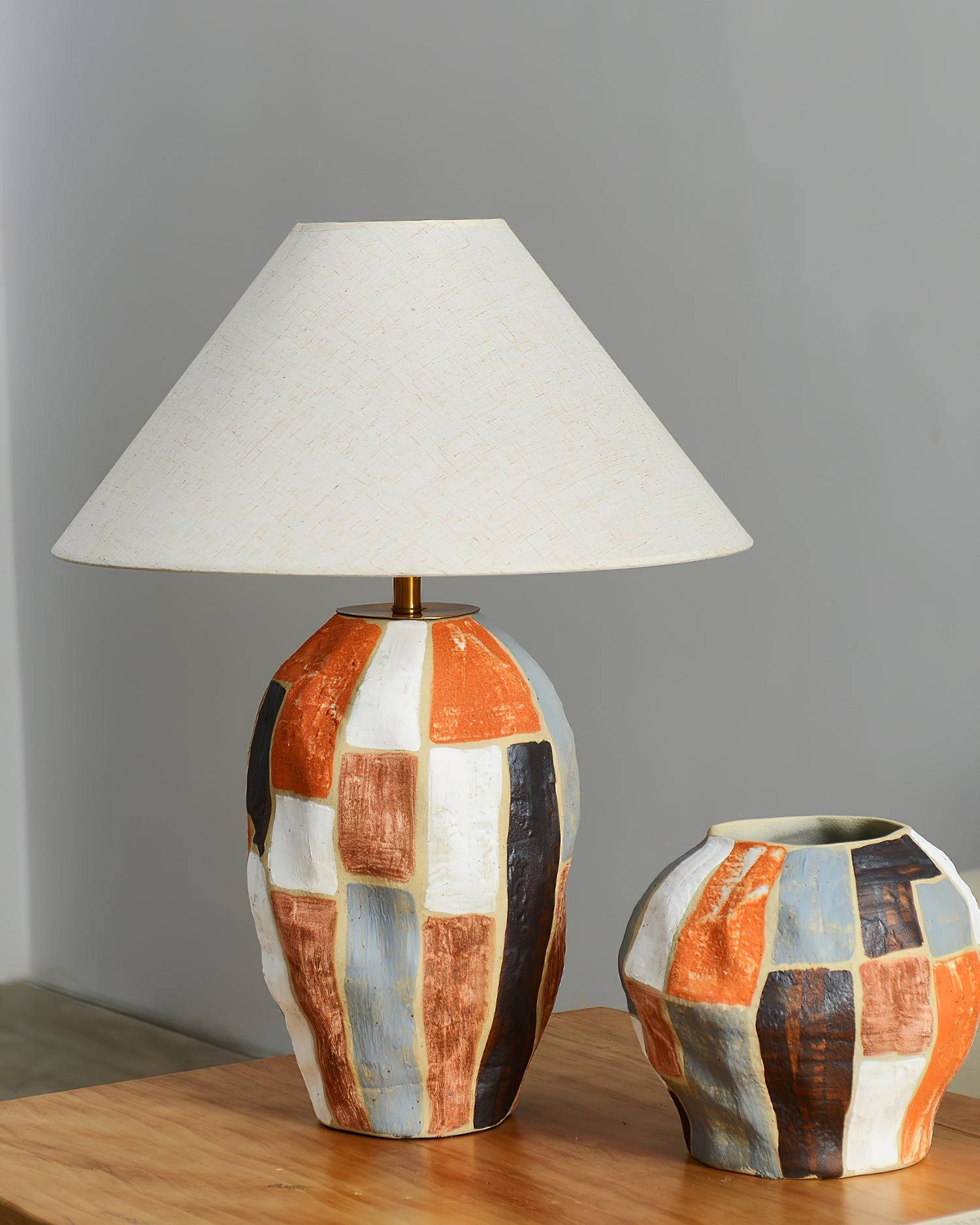 Torino Ceramics Table Lamp - Loonglight