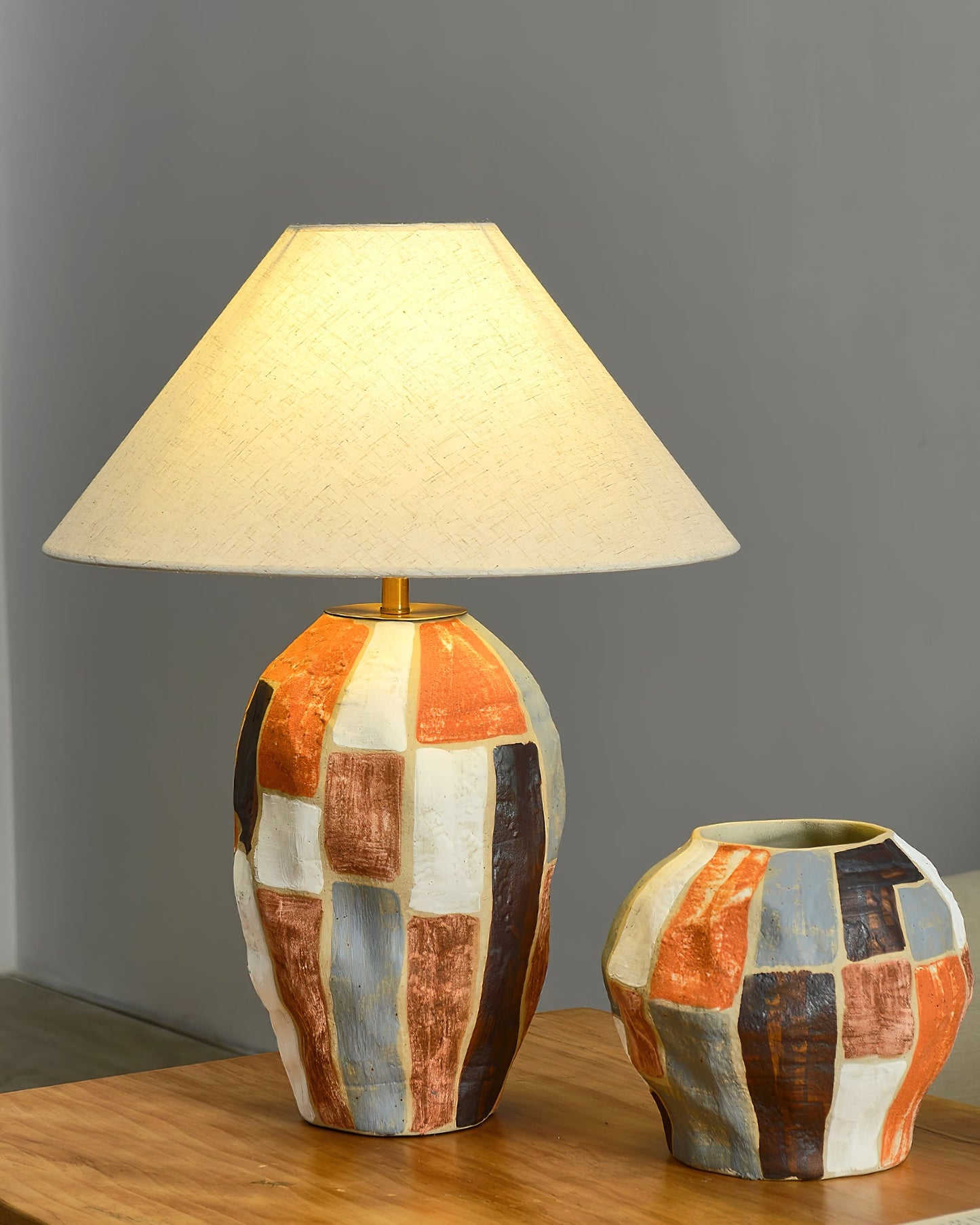 Torino Ceramics Table Lamp - Loonglight