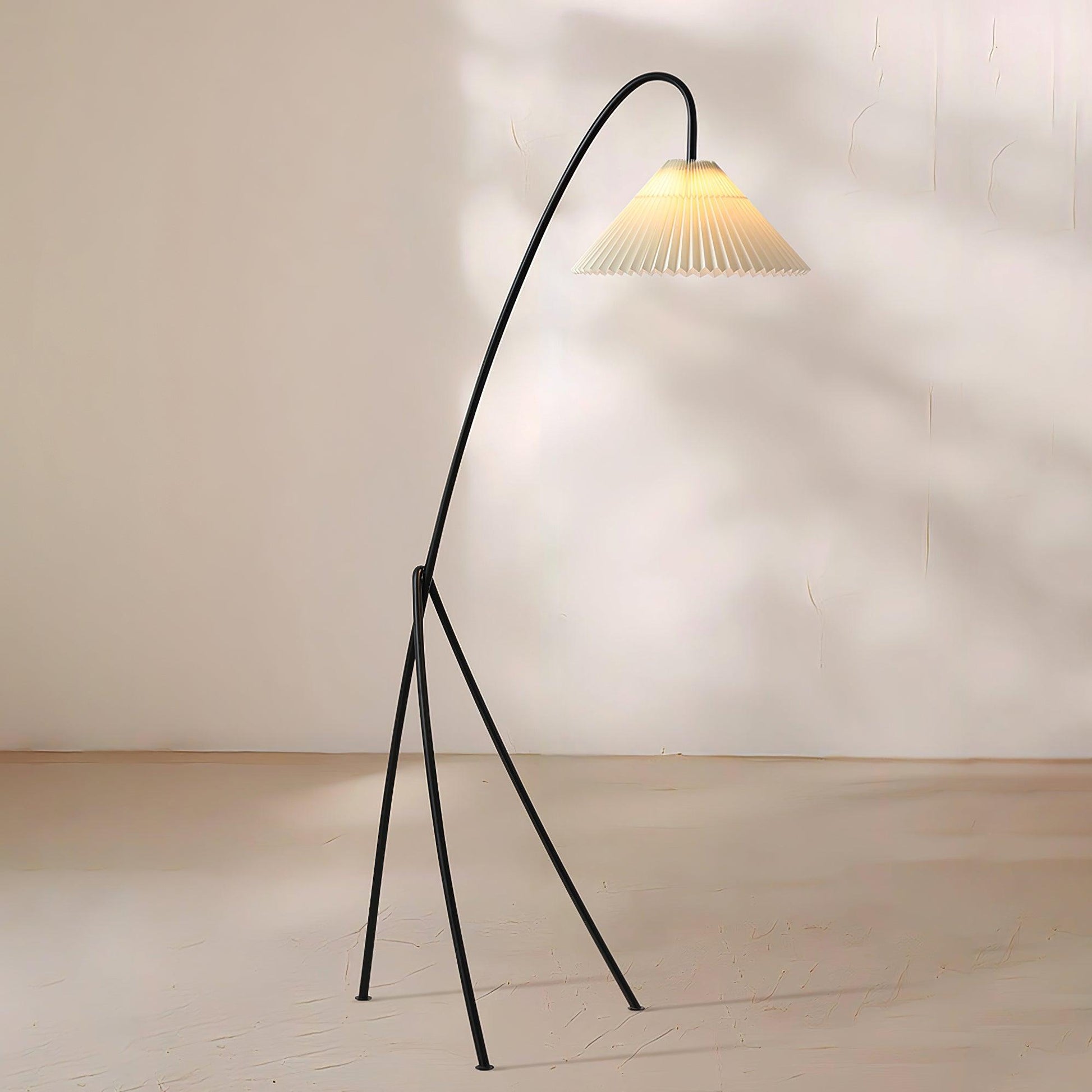 Tove Pleated Floor Lamp - Loonglight