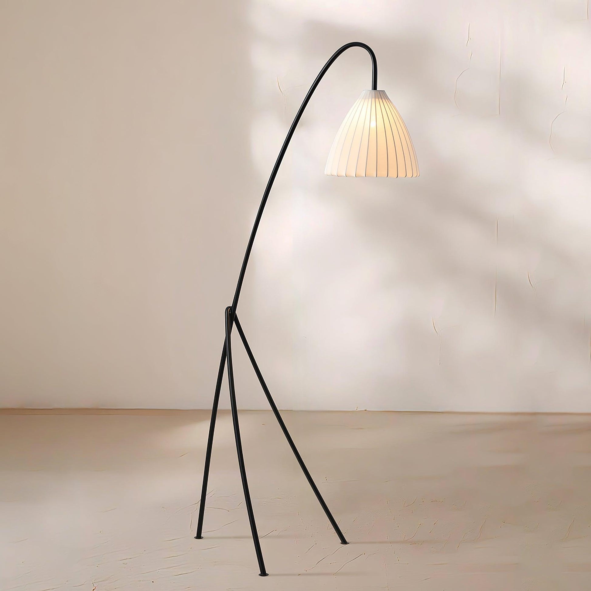 Tove Pleated Floor Lamp - Loonglight
