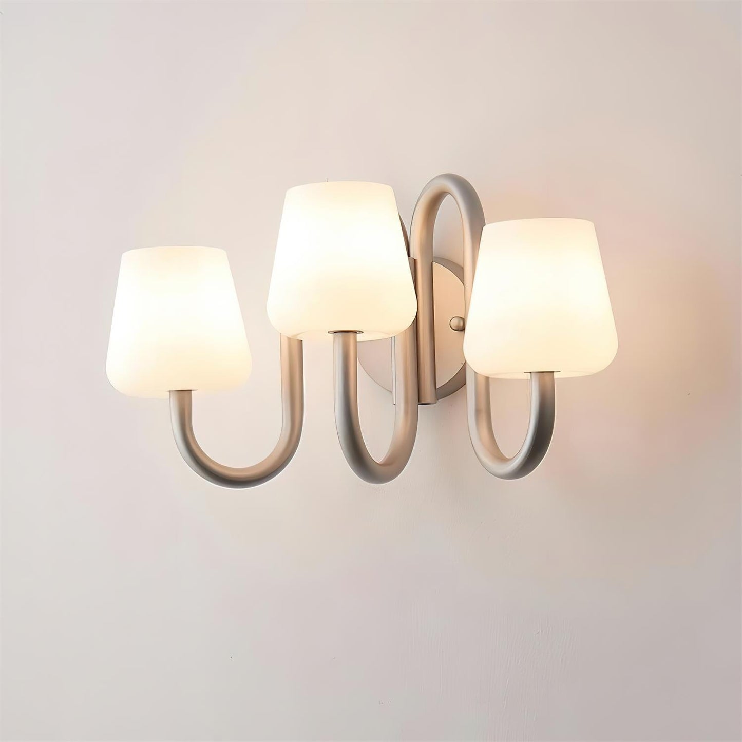 Trilo Modern Minimalist Wall Lamp