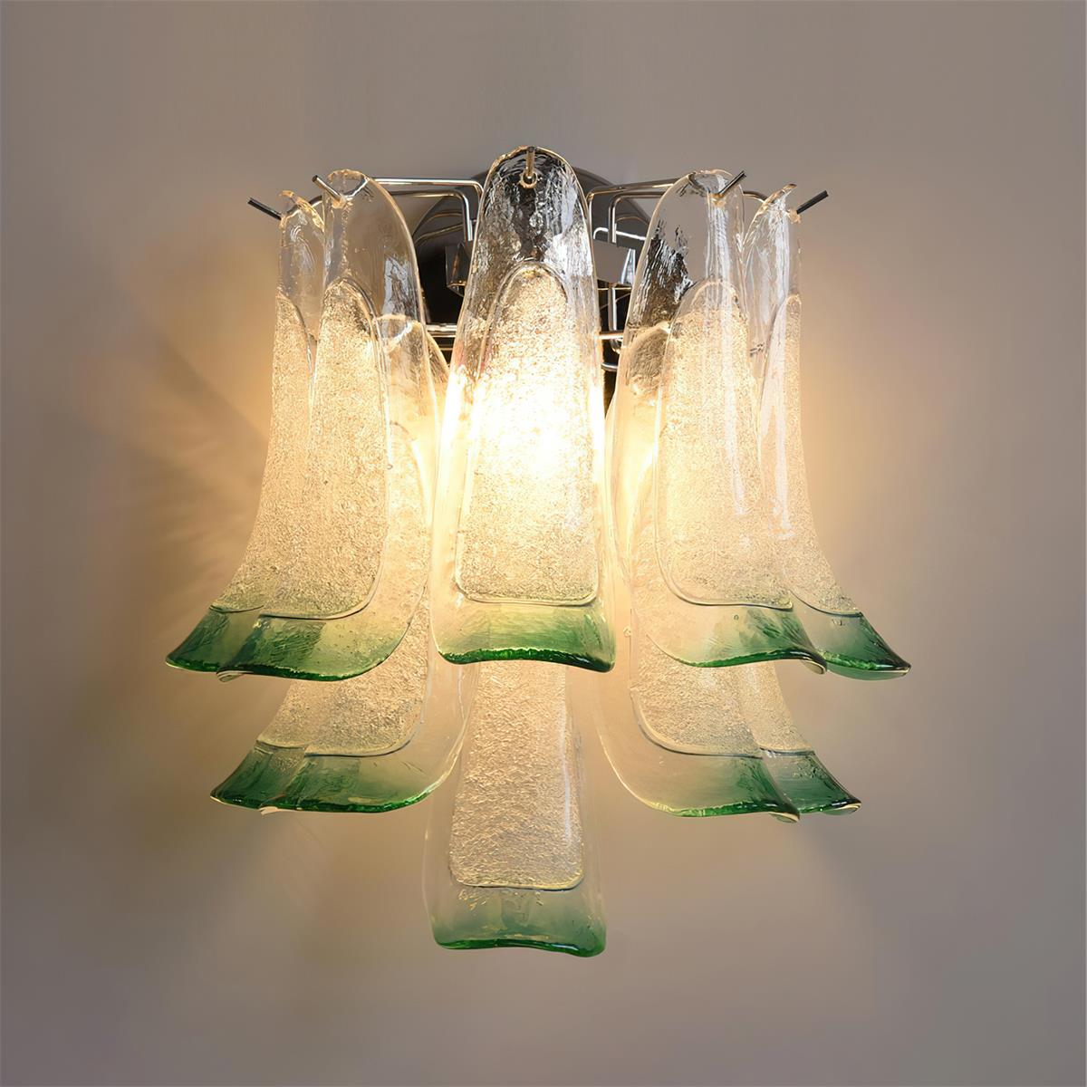 Valier Glass Petal wall lamp
