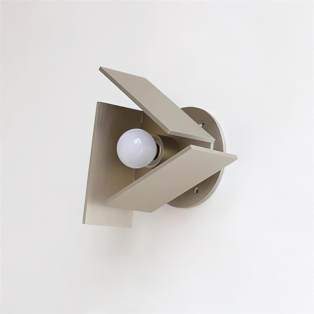 Vanta Geometric Art Wall Lamp