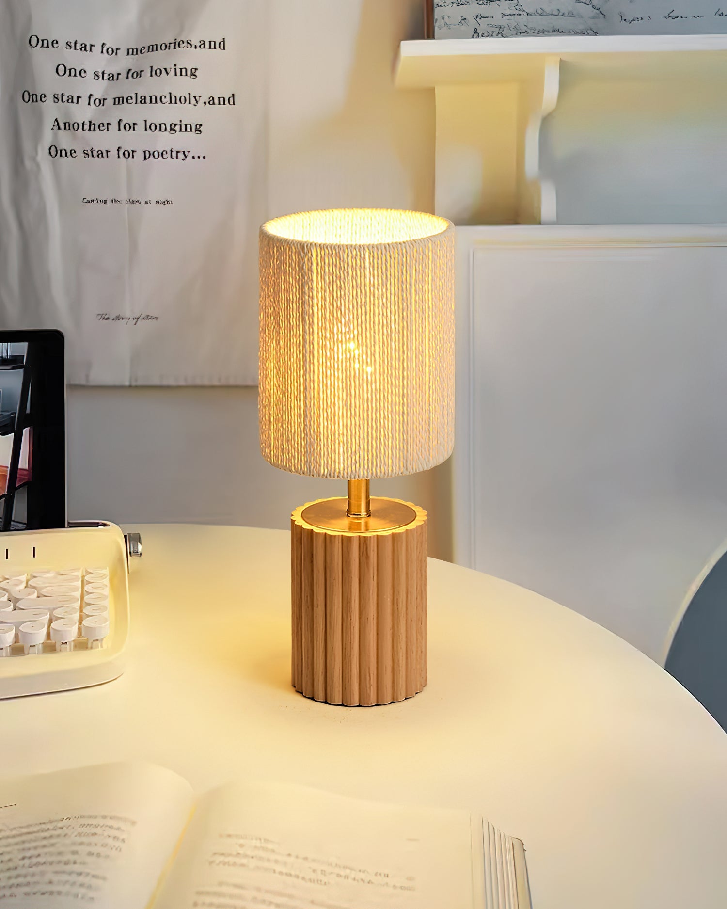 Veioza Table Lamp - Loonglight