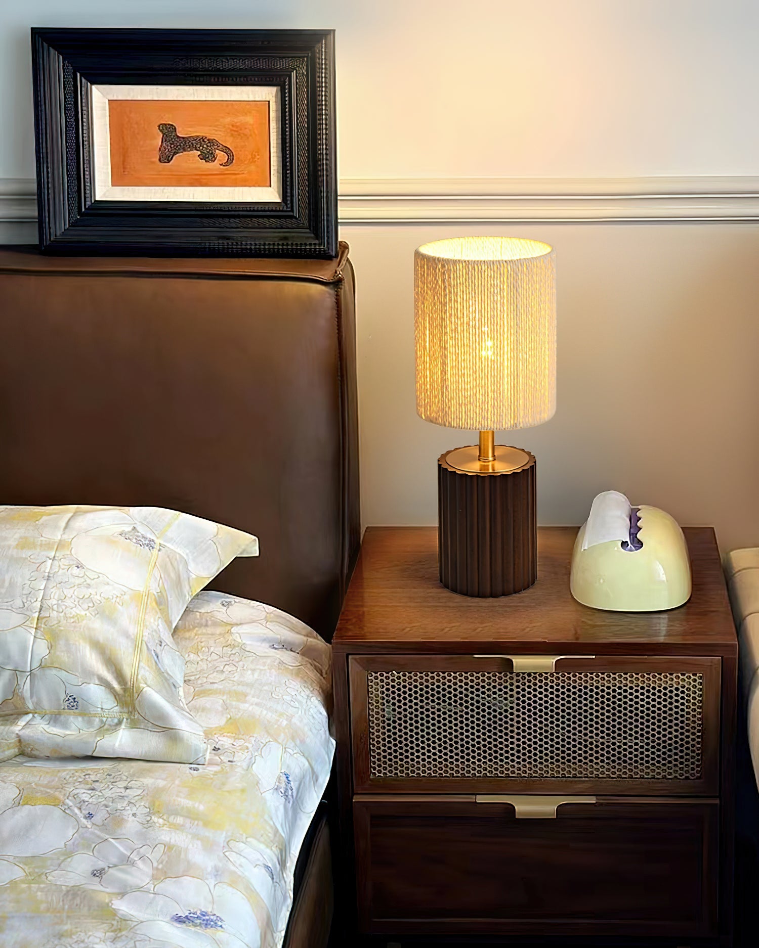 Veioza Table Lamp - Loonglight