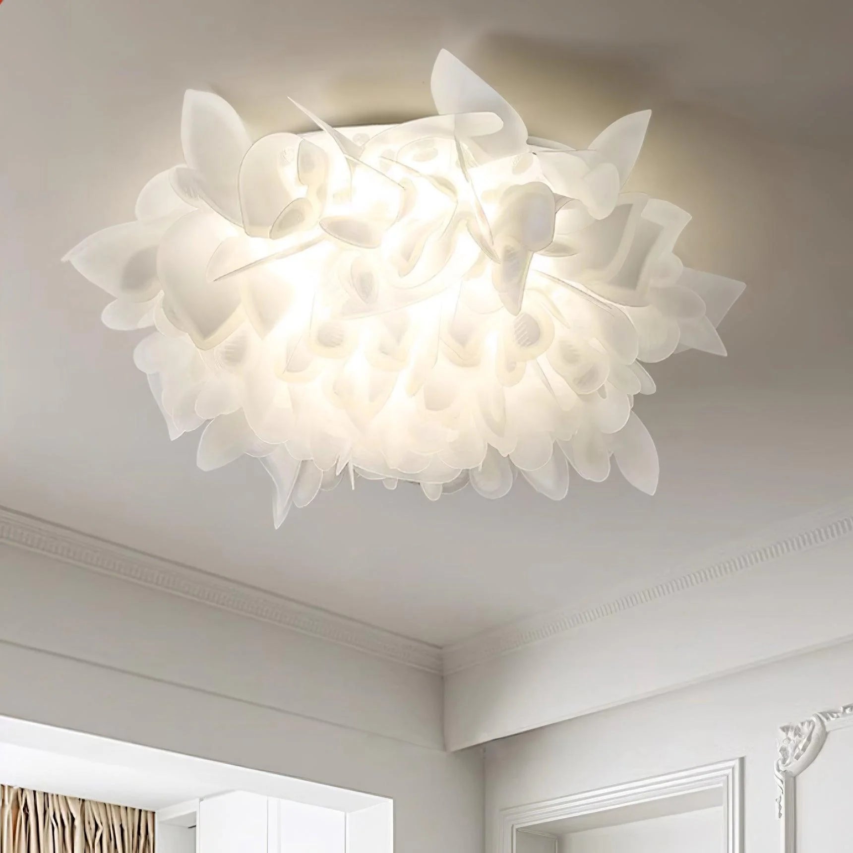Veli Ceiling Lamp - Loonglight