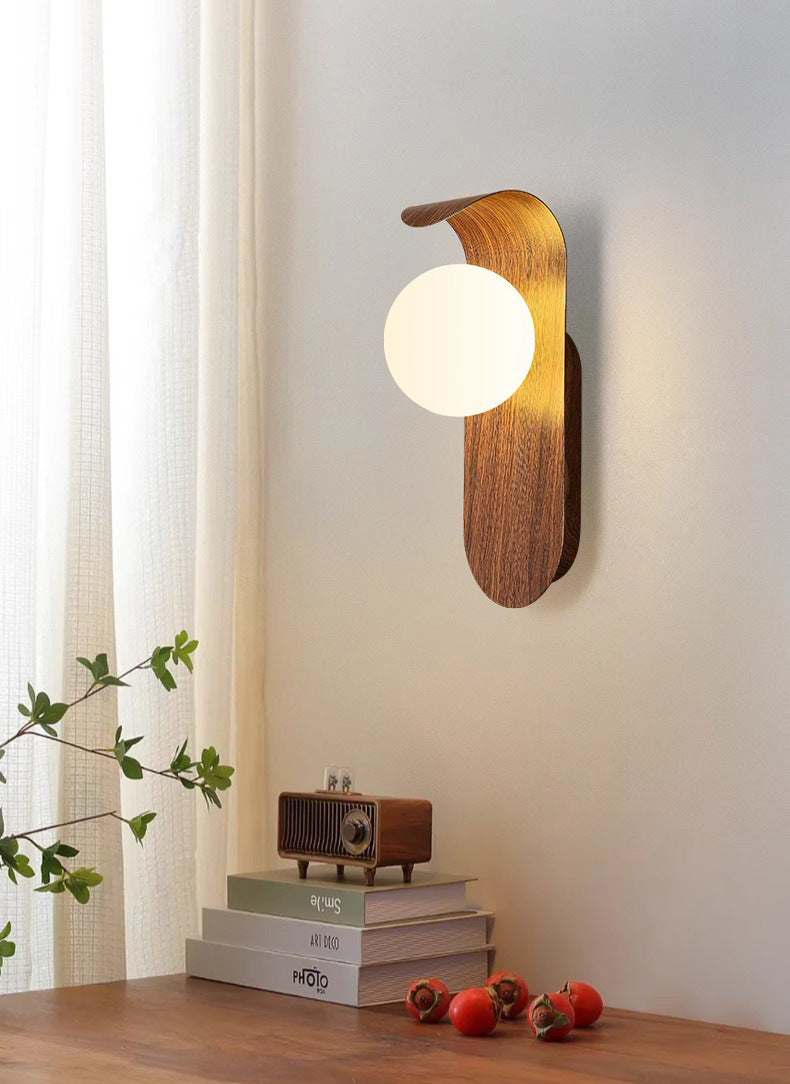 Velora Wall Lamp - Loonglight