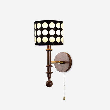 Ventana Wall Lamp