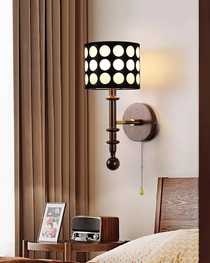 Ventana Wall Lamp