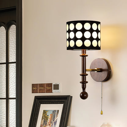 Ventana Wall Lamp