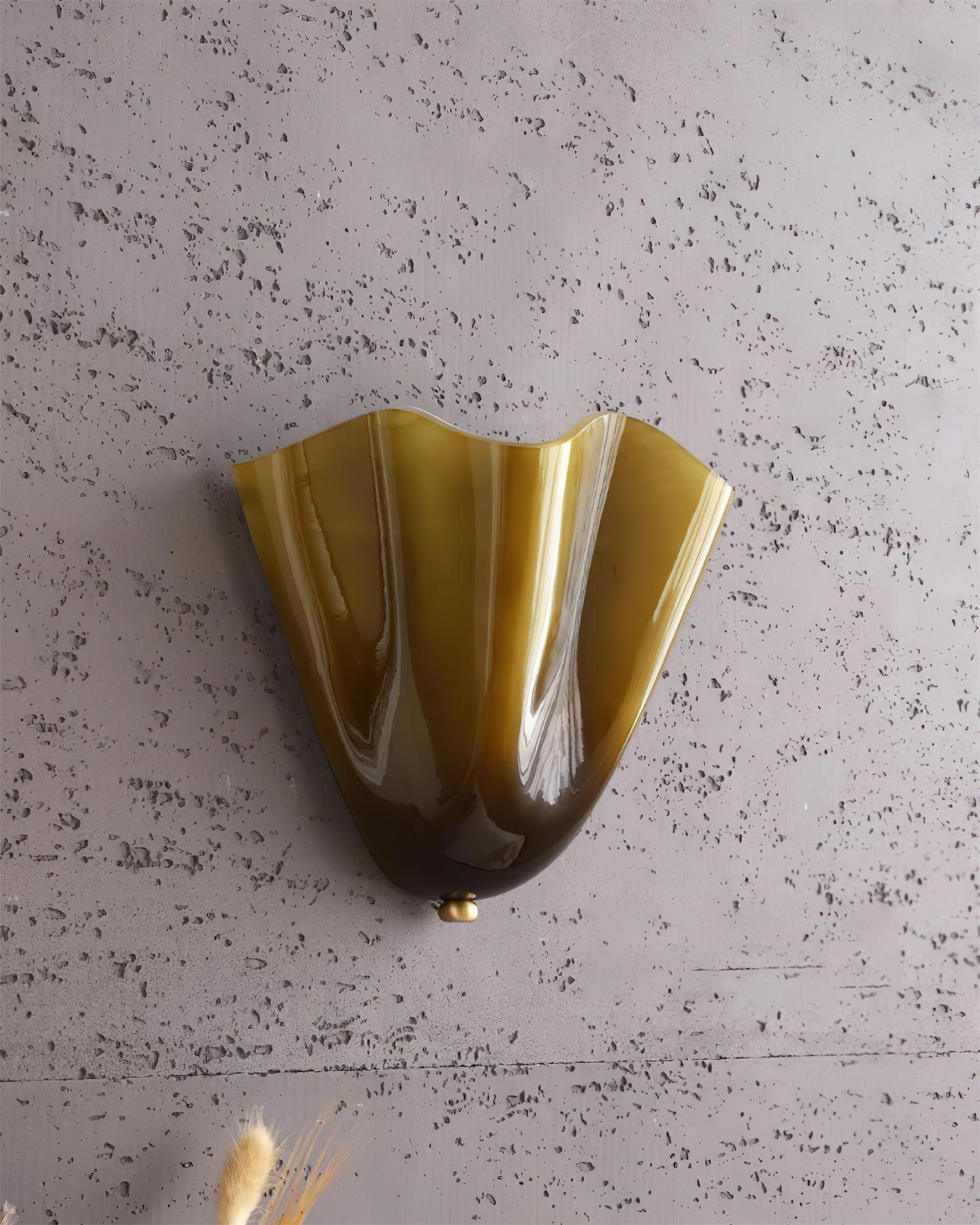 Vera Wall Lamp - Loonglight