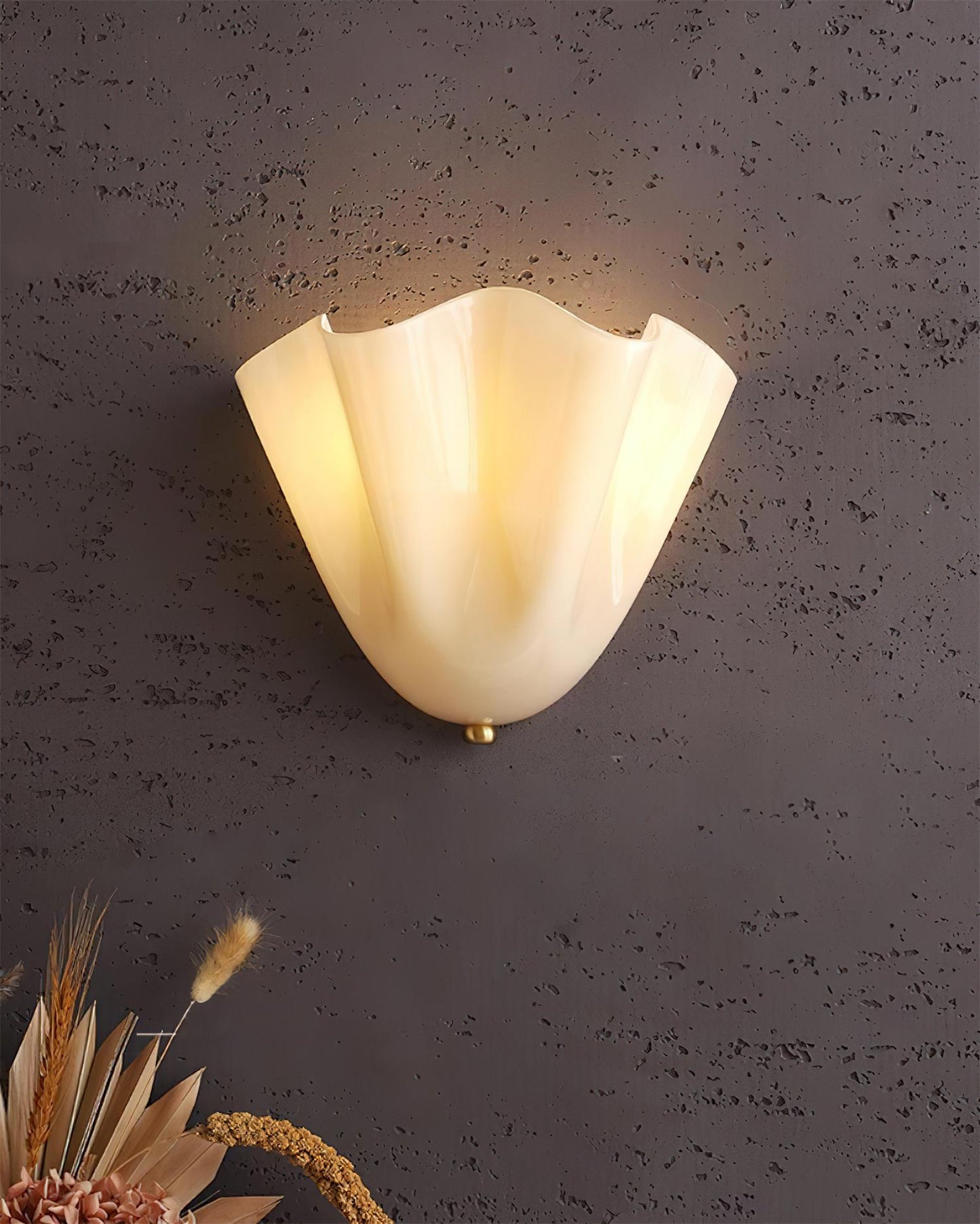 Vera Wall Lamp - Loonglight