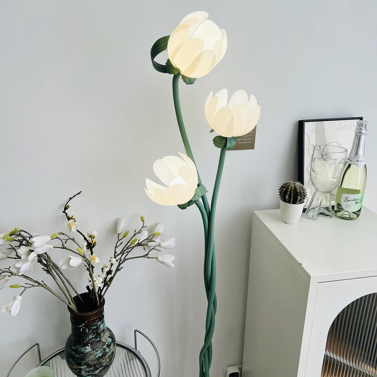 Verdina Floor Lamp - Loonglight