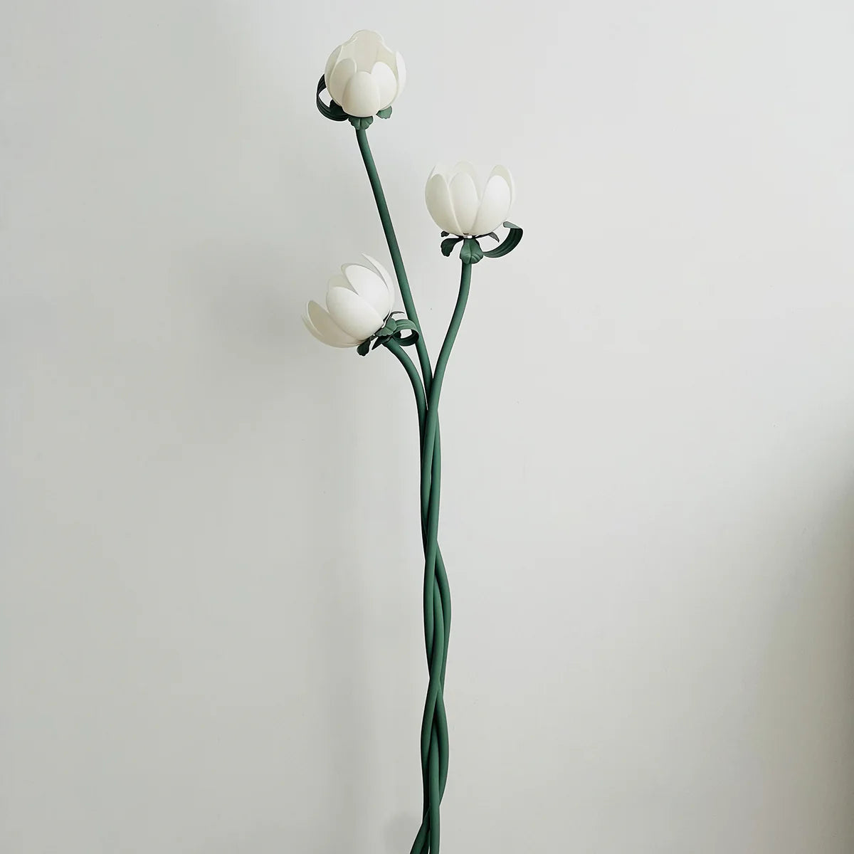 Verdina Floor Lamp - Loonglight