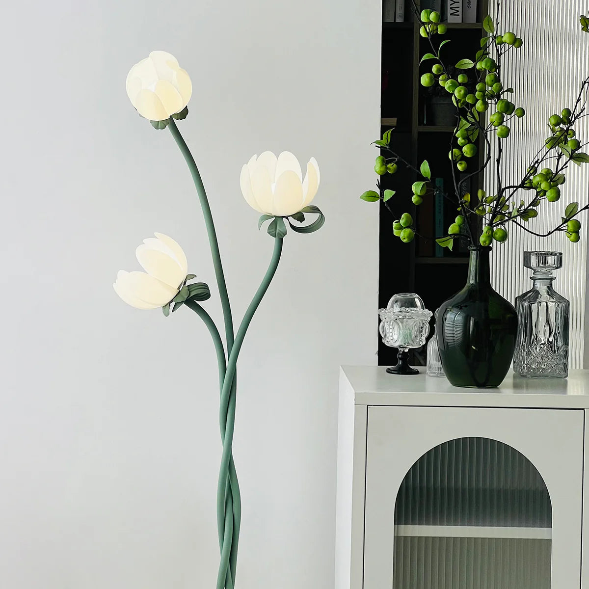 Verdina Floor Lamp - Loonglight