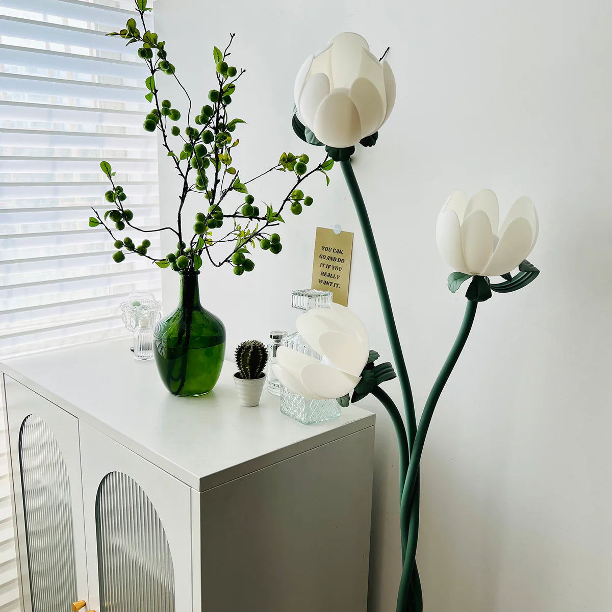 Verdina Floor Lamp - Loonglight