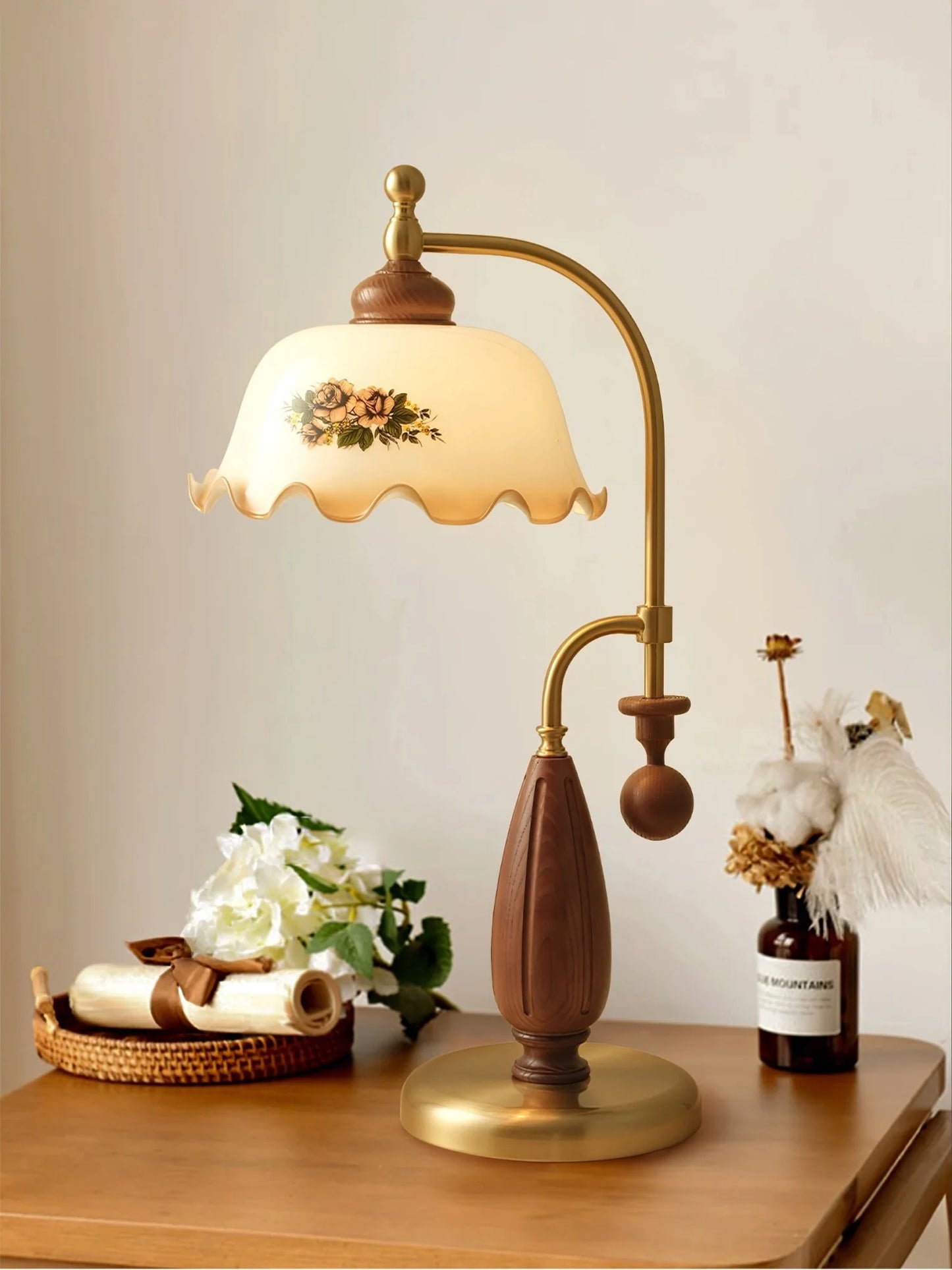 Victorian Blossom Table Lamp - Loonglight