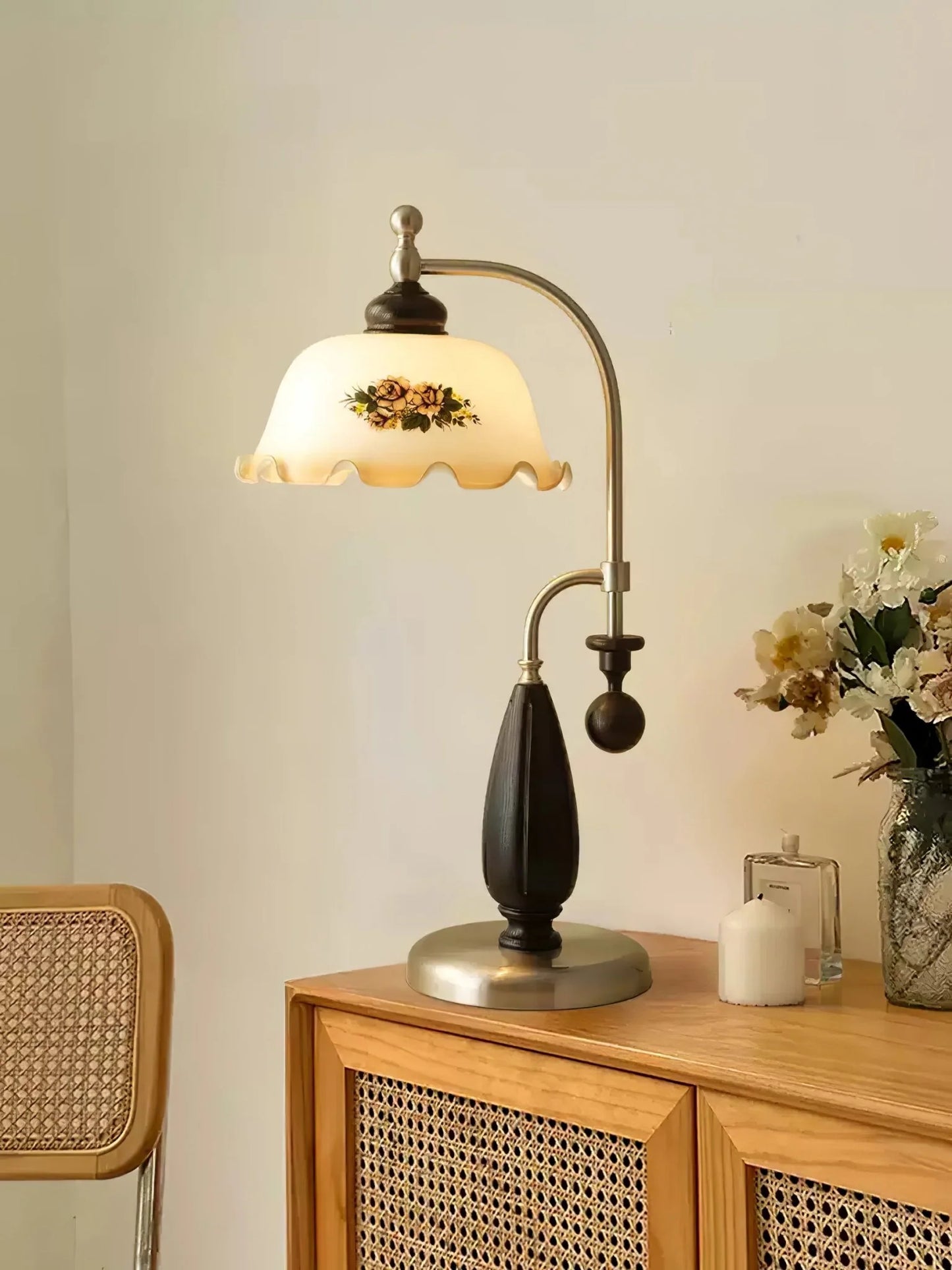 Victorian Blossom Table Lamp - Loonglight