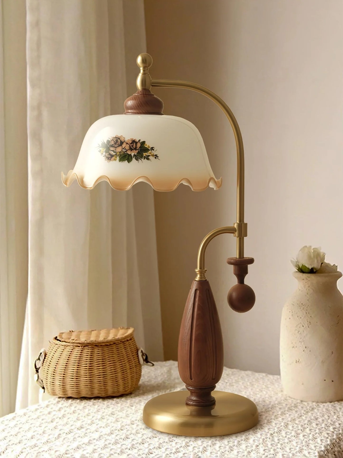 Victorian Blossom Table Lamp - Loonglight
